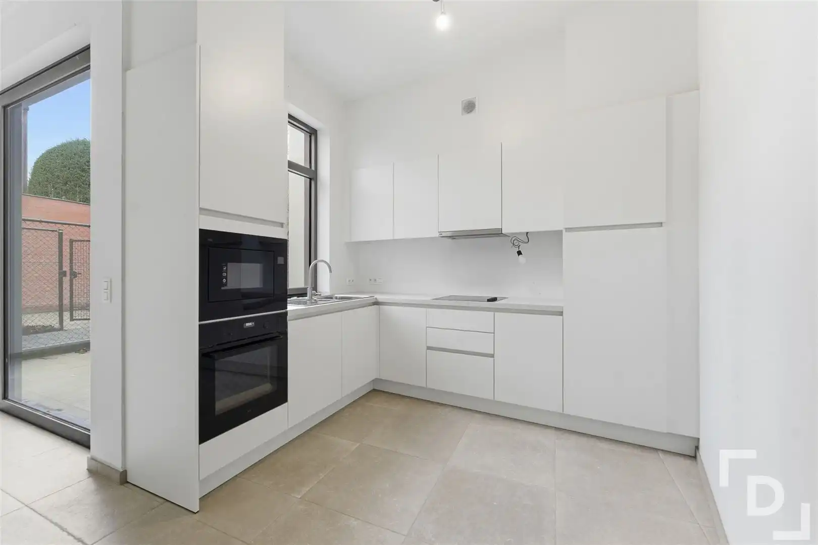 Nieuwbouwappartement in hartje Ieper foto 3
