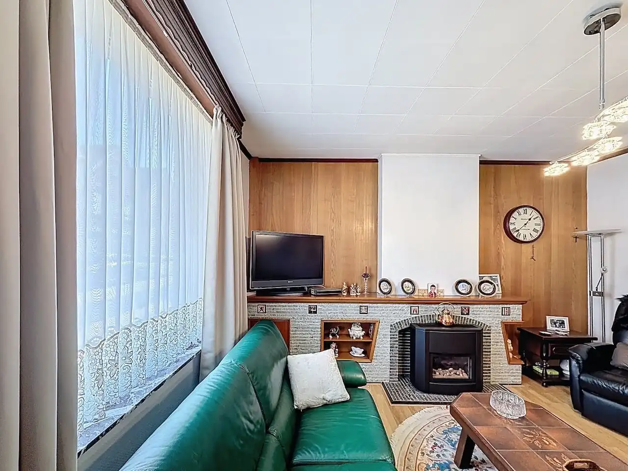 Aangenaam gelegen woning in de mooie vernieuwde H. Consciencestraat te Heist. foto 7