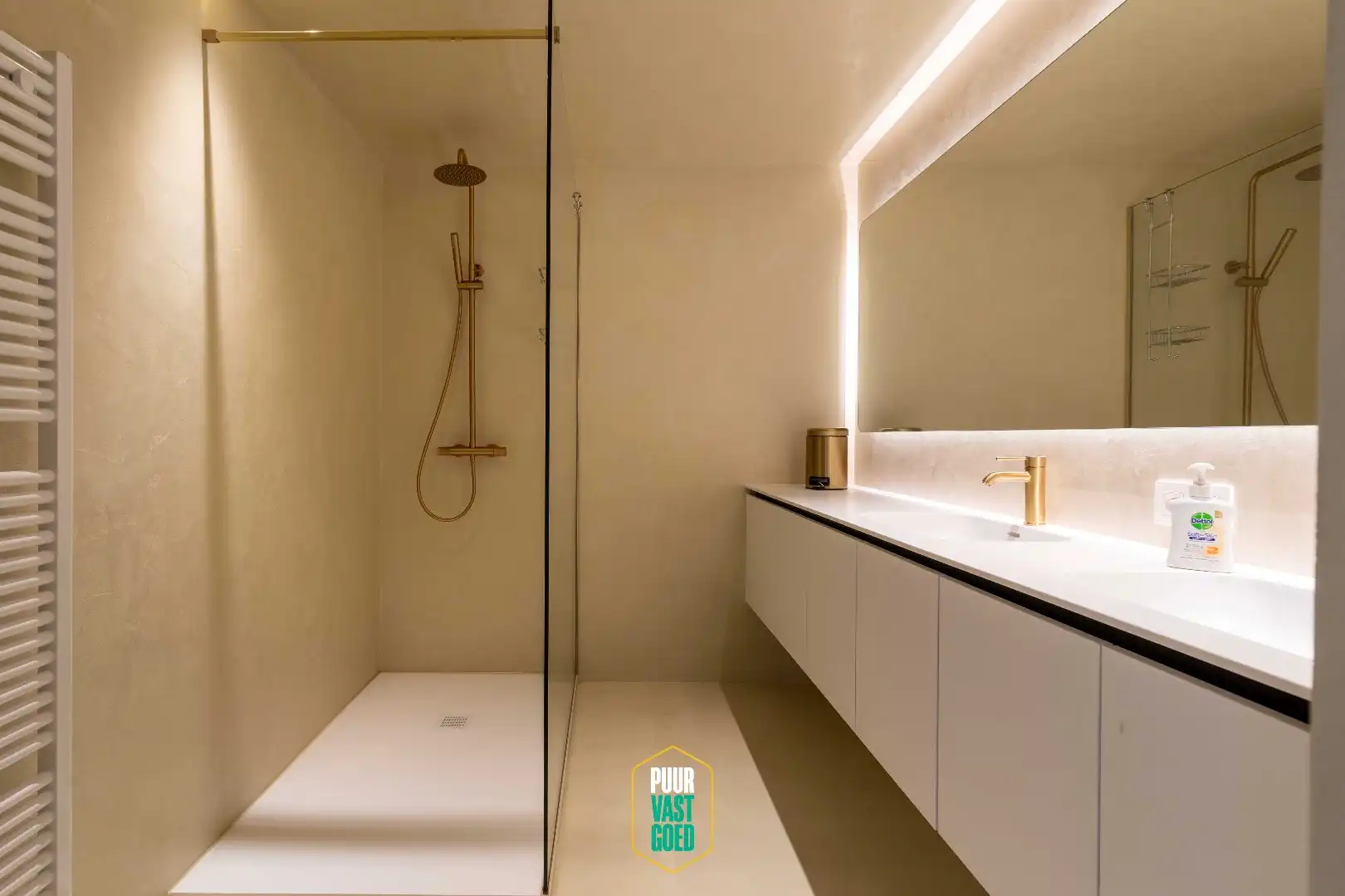 Ruim gerenoveerd en gemeubeld appartement voor tijdelijke verhuur foto 12