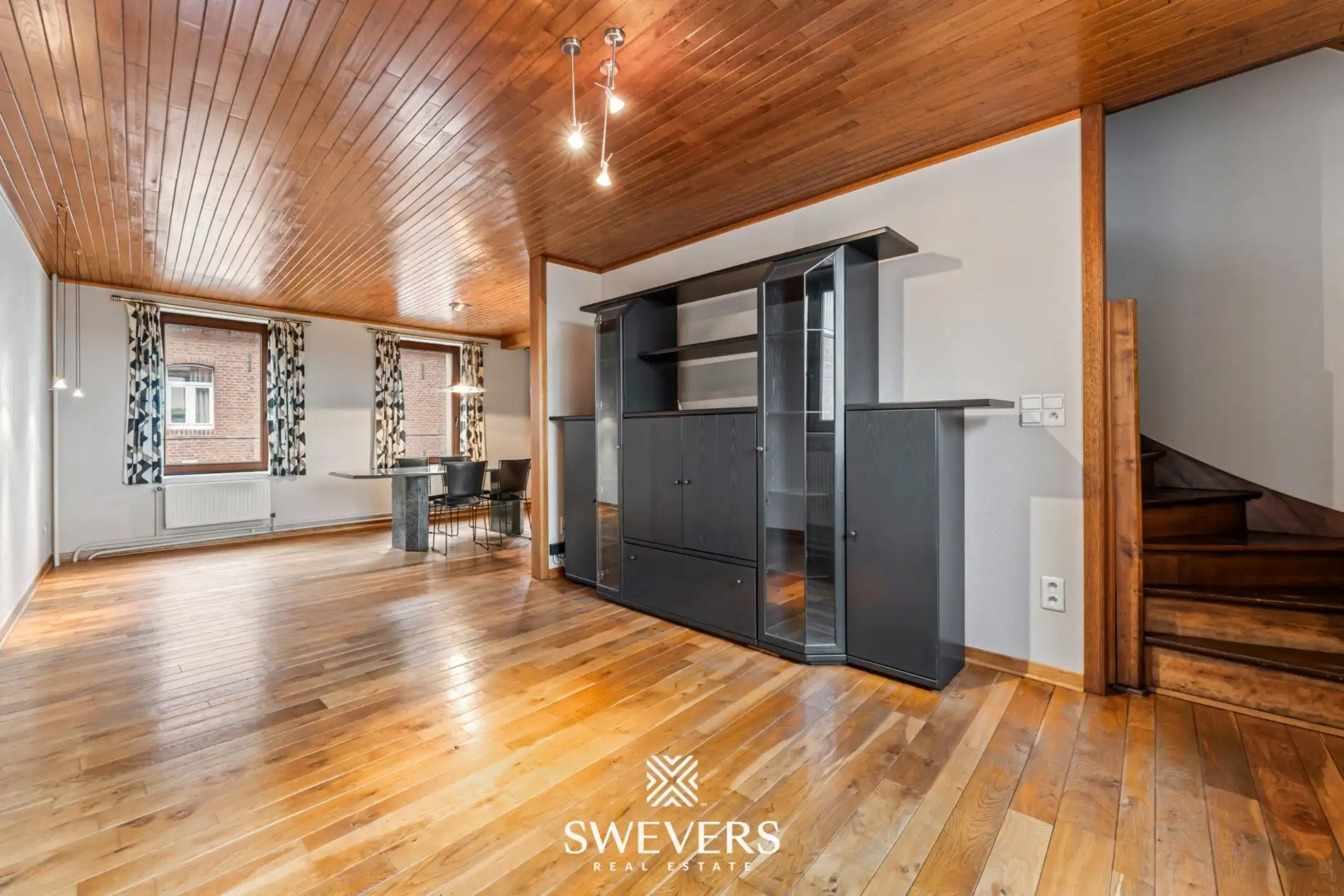 Instapklaar handelspand met woonst en tuin in Herk-de-Stad foto 12