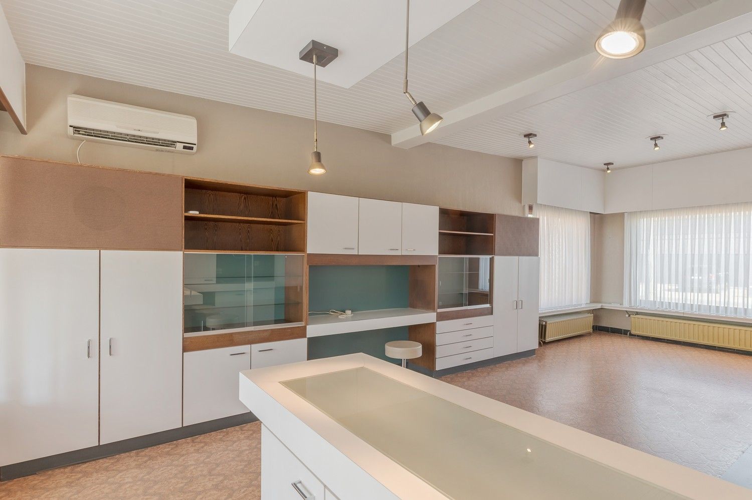Te renoveren woning  – rust en groen uitzicht gegarandeerd foto 13