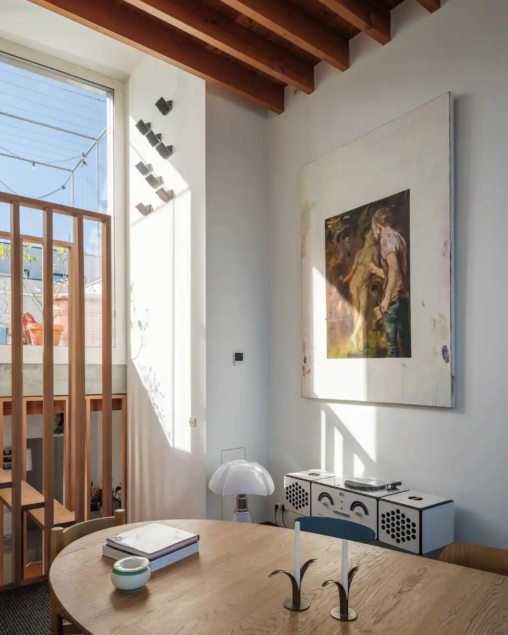Architectuur, centrum Gent – Genereuze split-level woning met bijzondere ruimtelijkheden, dakterras, en achterliggende polyvalente praktijkruimte. foto 12