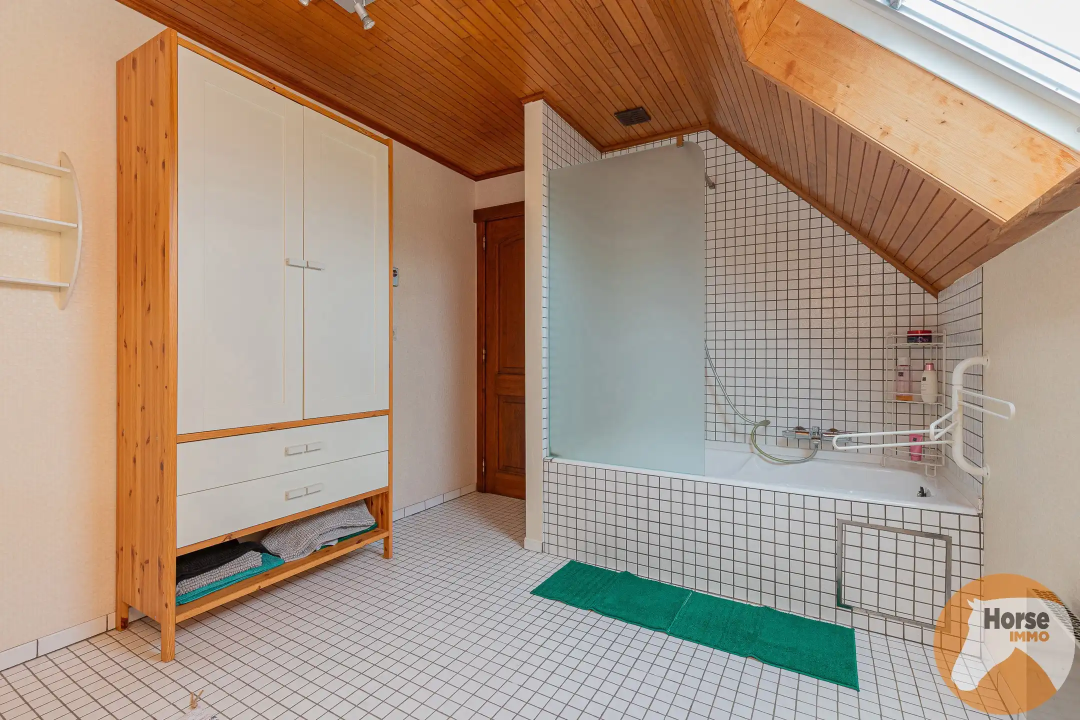 PAJOTTEGEM - landelijke woning op 30a  foto 22