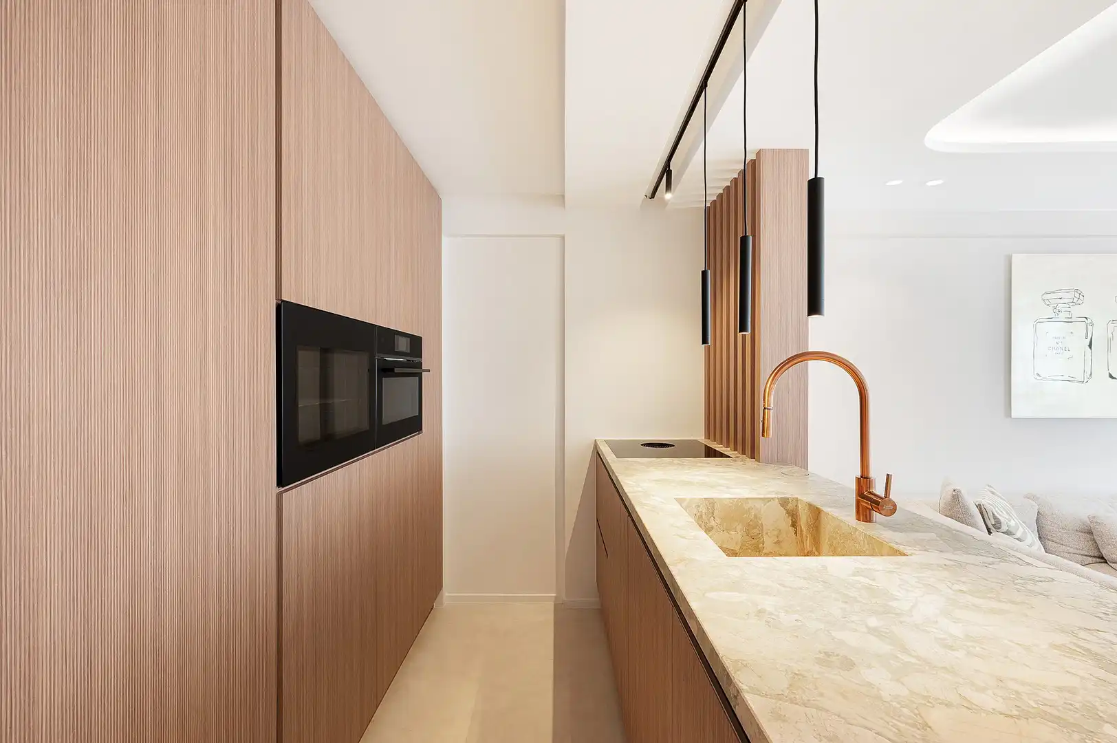 Gerenoveerd 3 slaapkamerappartement met zijdelings zeezicht. foto 11