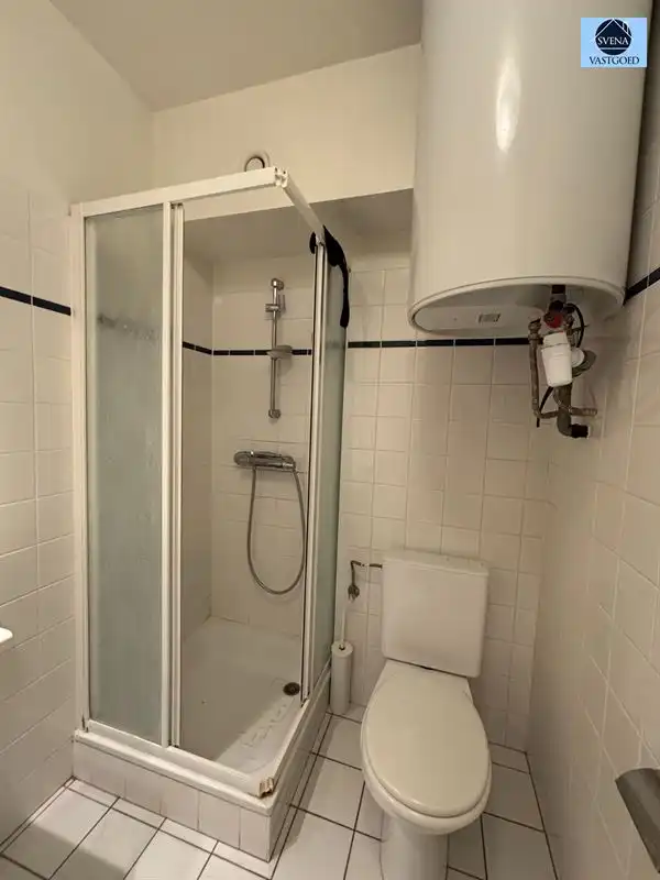 GOED GELEGEN STUDIO IN NABIJHEID VAN OPENBAAR VERVOER foto 5