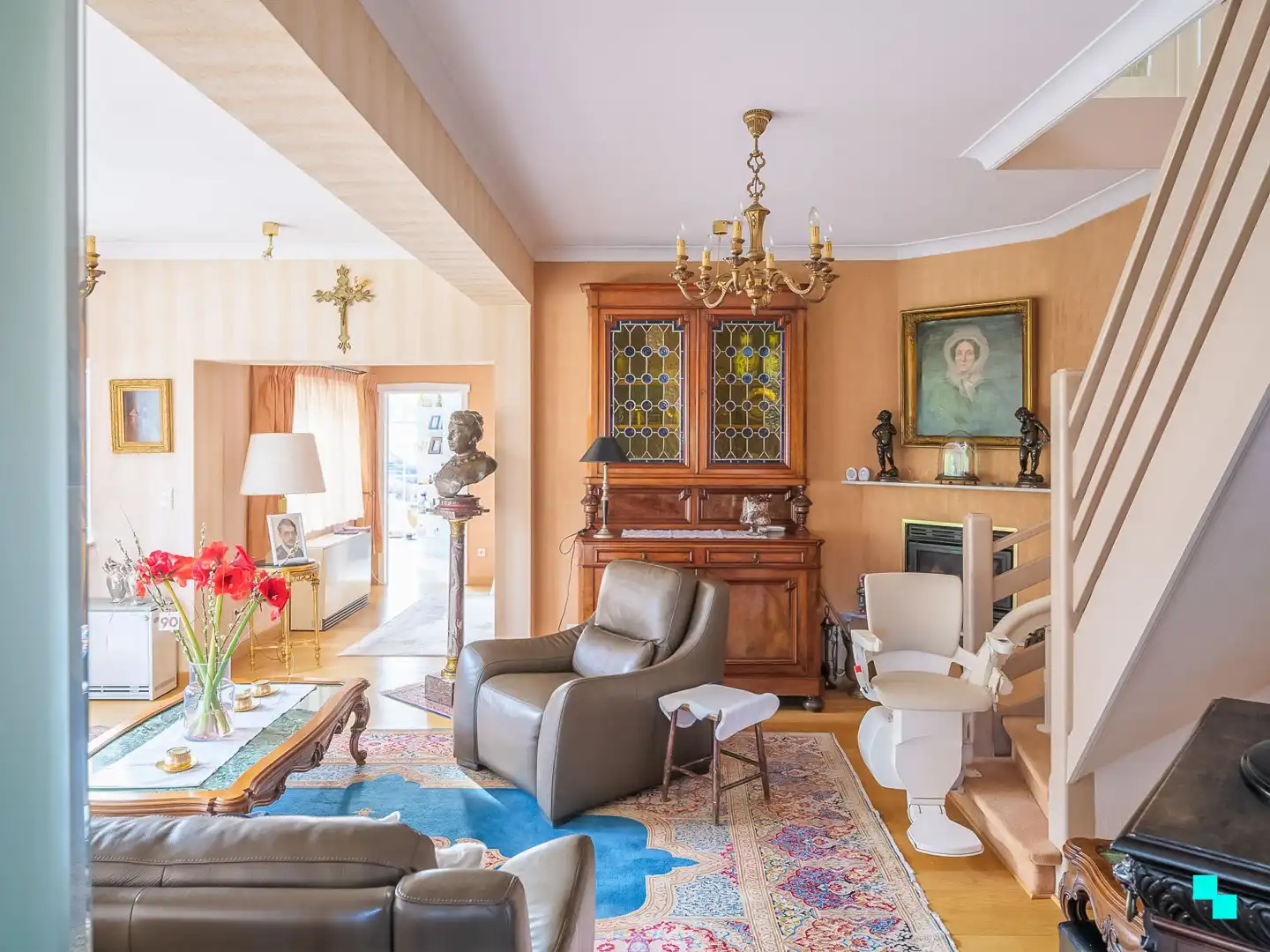 Charmante te renoveren woning te Merelbeke Kwenenbos foto 3