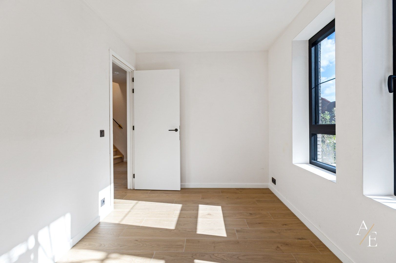 MERELBEKE-MELLE - Afgewerkte nieuwbouwwoning aan de Schelde! foto 6
