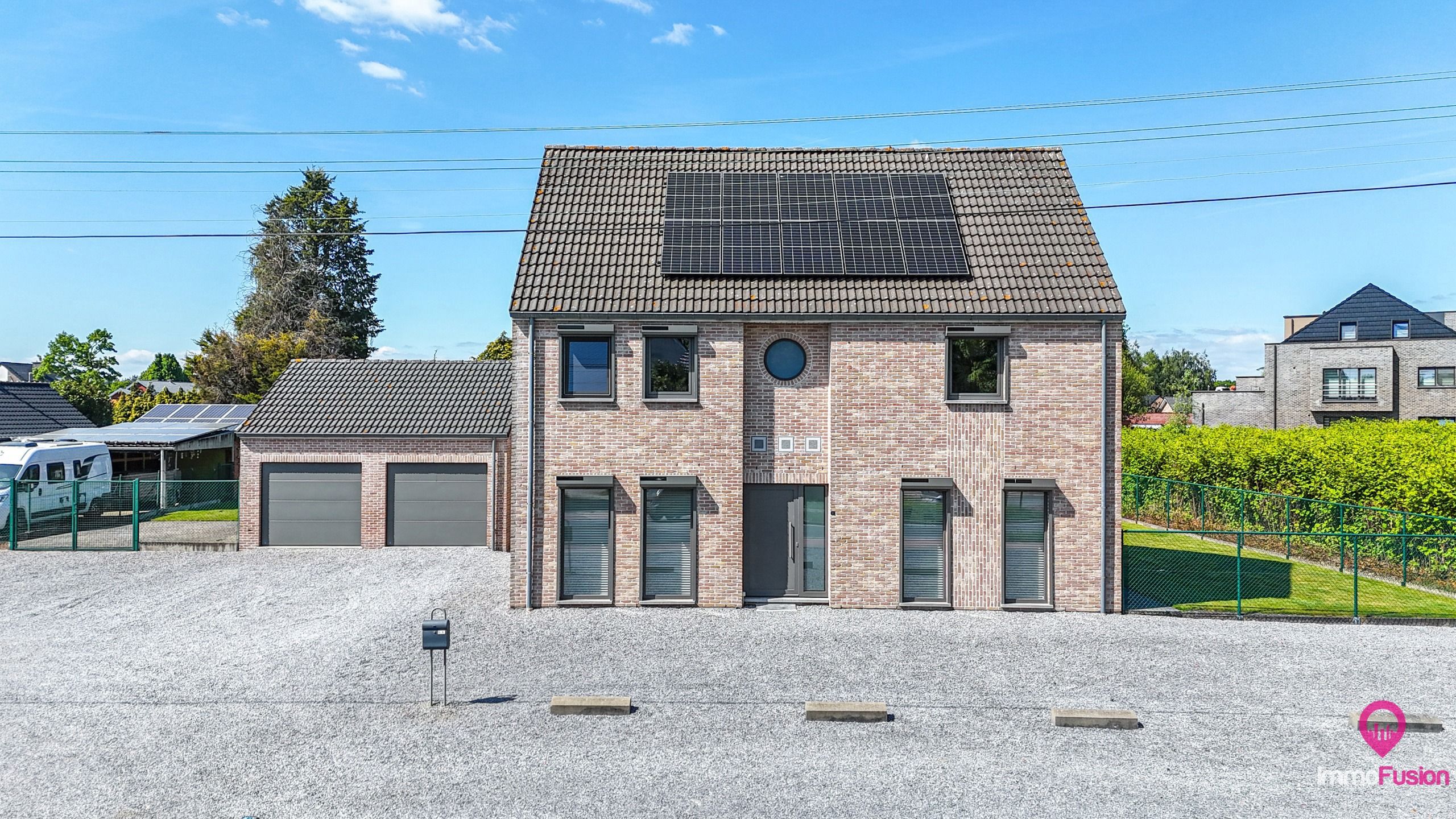 Ruime gezinswoning met 3 slpks, dubbele garage en grote tuin! foto 52