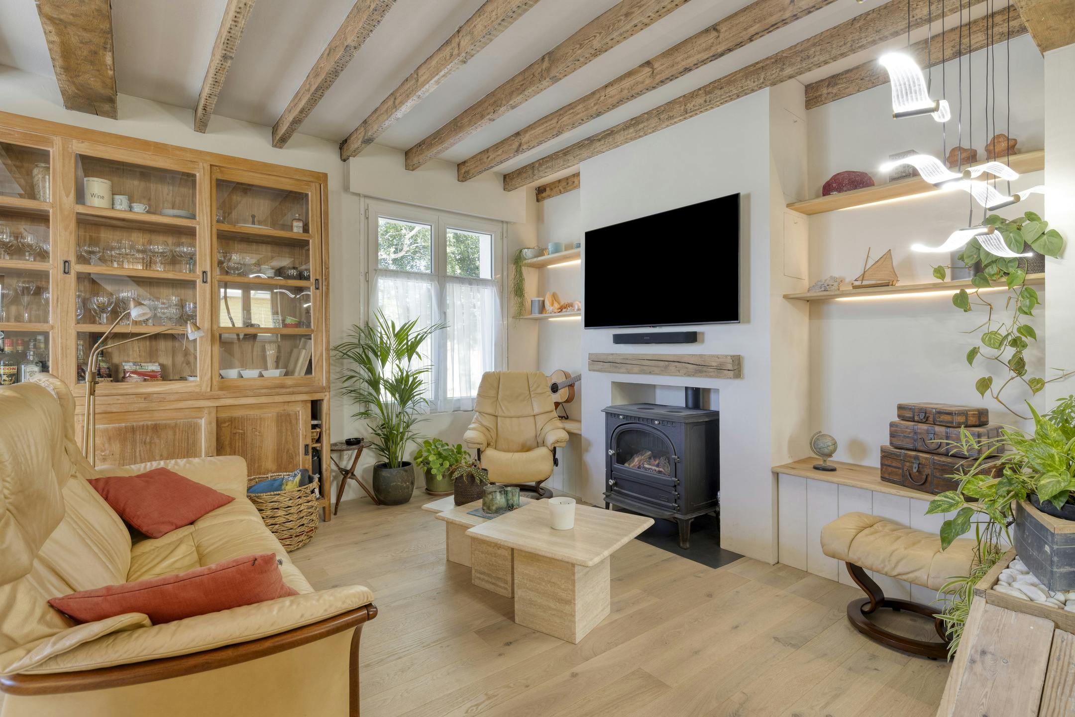 Gerenoveerde woning tegenover de Hoge Blekker duinen foto 4