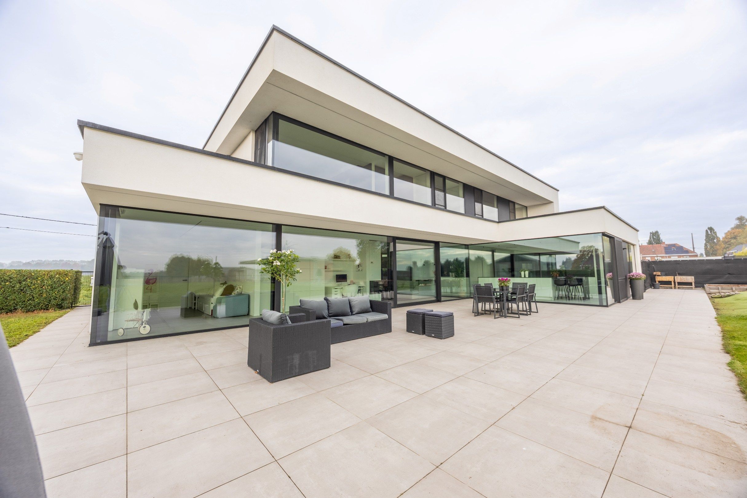 ARCHITECTURALE NIEUWBOUWVILLA OP RUIM LANDELIJK DOMEIN foto 30