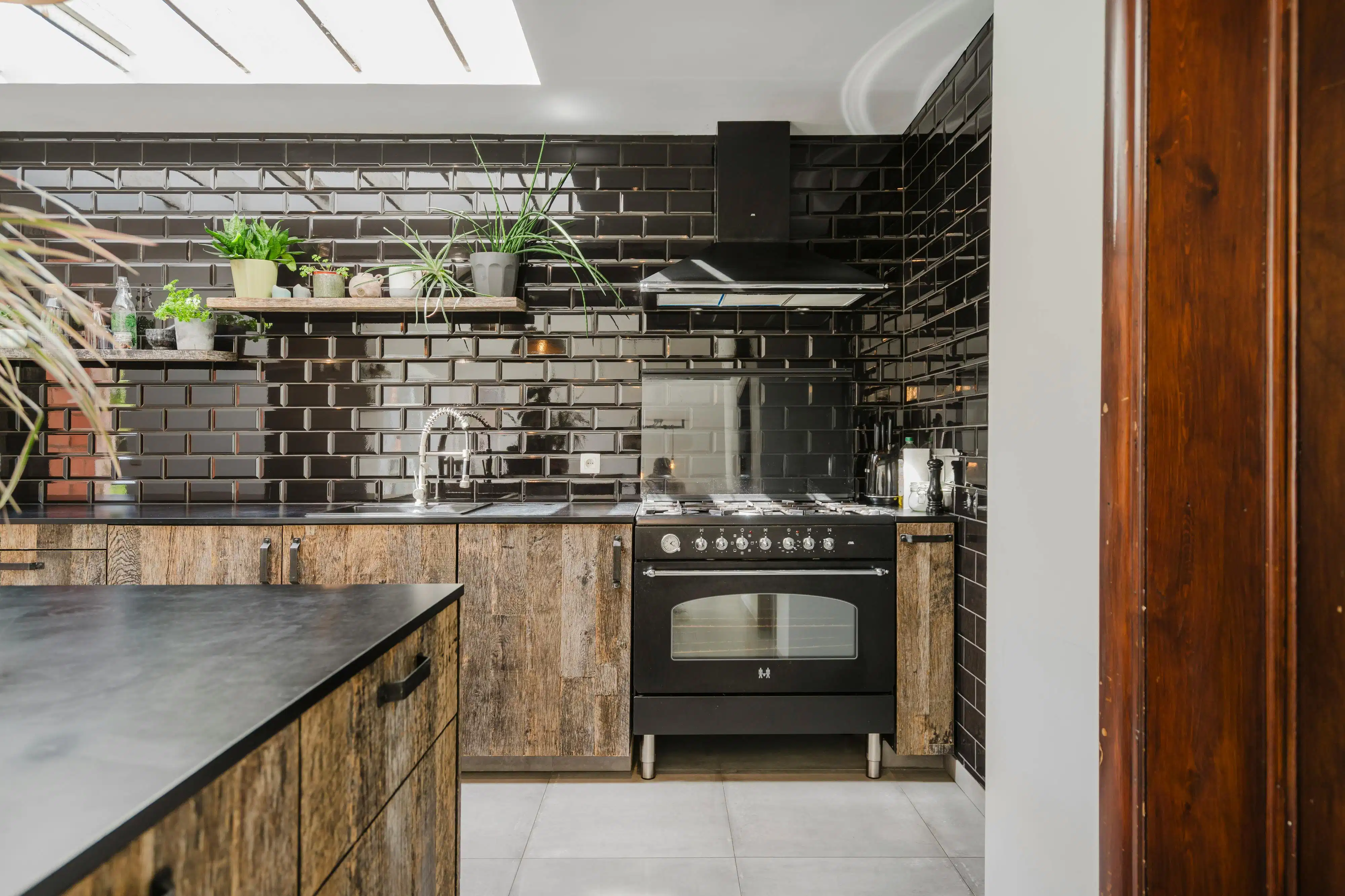 Instapklare woning met 1.200m² perceel in Heule. foto 6