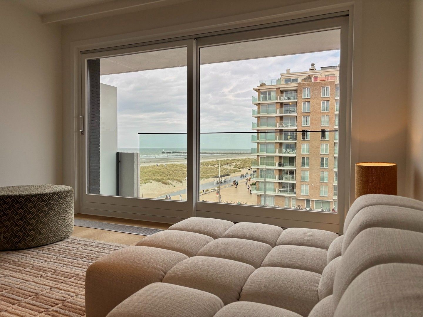Prachtig appartement met zeezicht en 3 slaapkamers foto {{pictureIndex}}