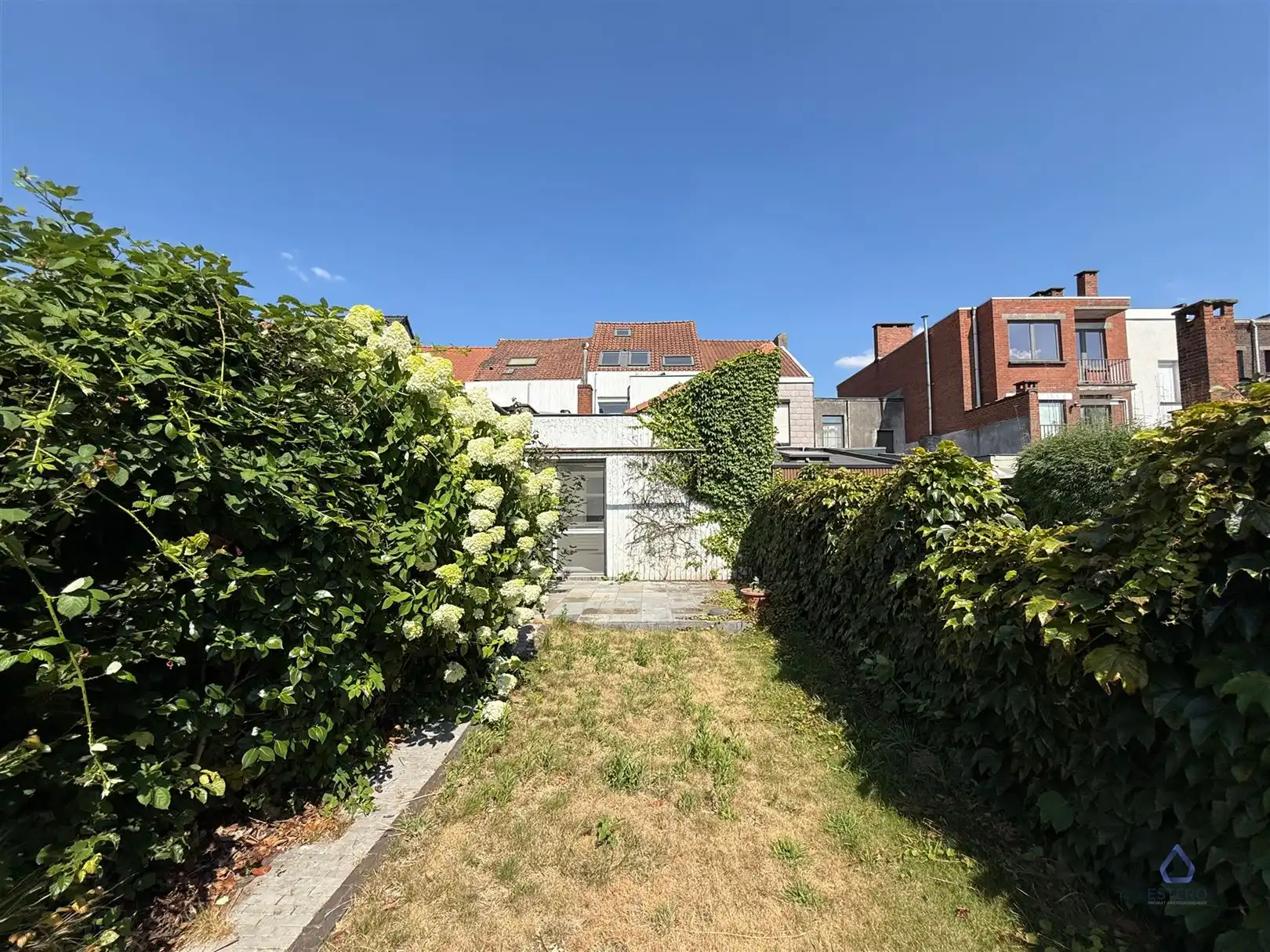Karaktervolle woning met tuin foto 16