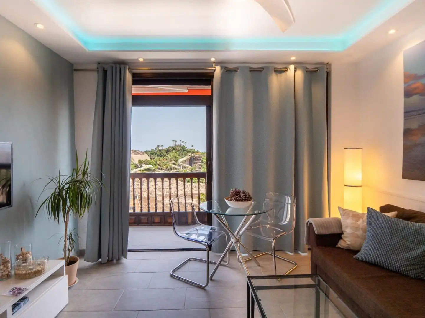 Gerenoveerd Appartement met zeezicht in San Eugenio Alto  foto 3