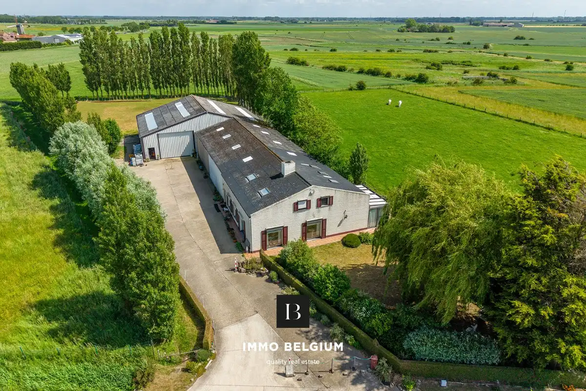 Woning met loods te Sluizestraat - Klemskerke foto {{pictureIndex}}