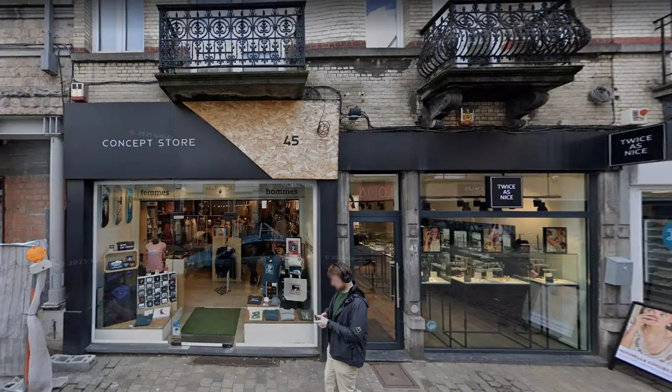 UKKEL – Rue Xavier De Bue 43 (huidig: Twice As Nice) foto 2