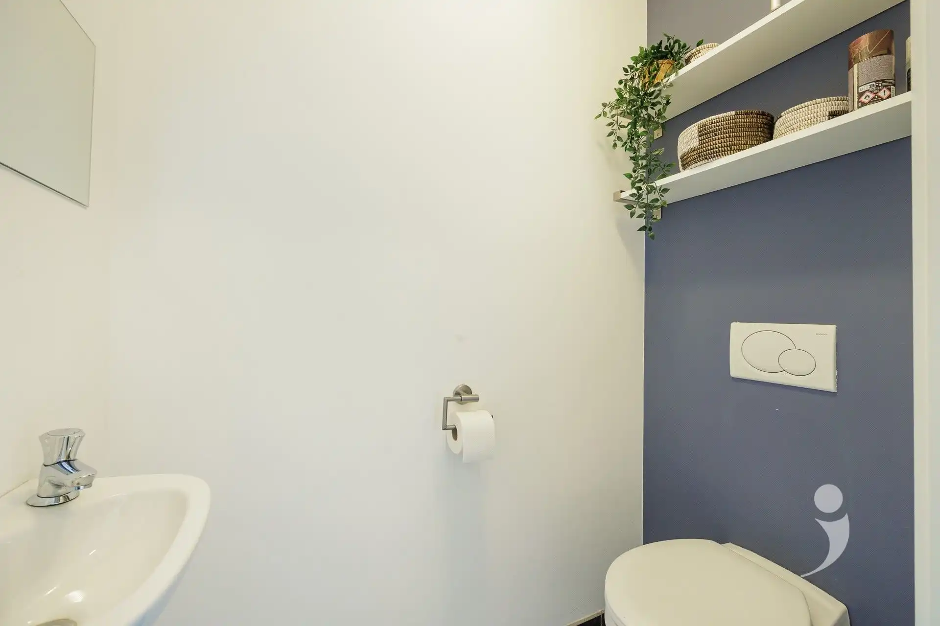 Bijzonder ruim appartement met prachtig vergezicht foto 22