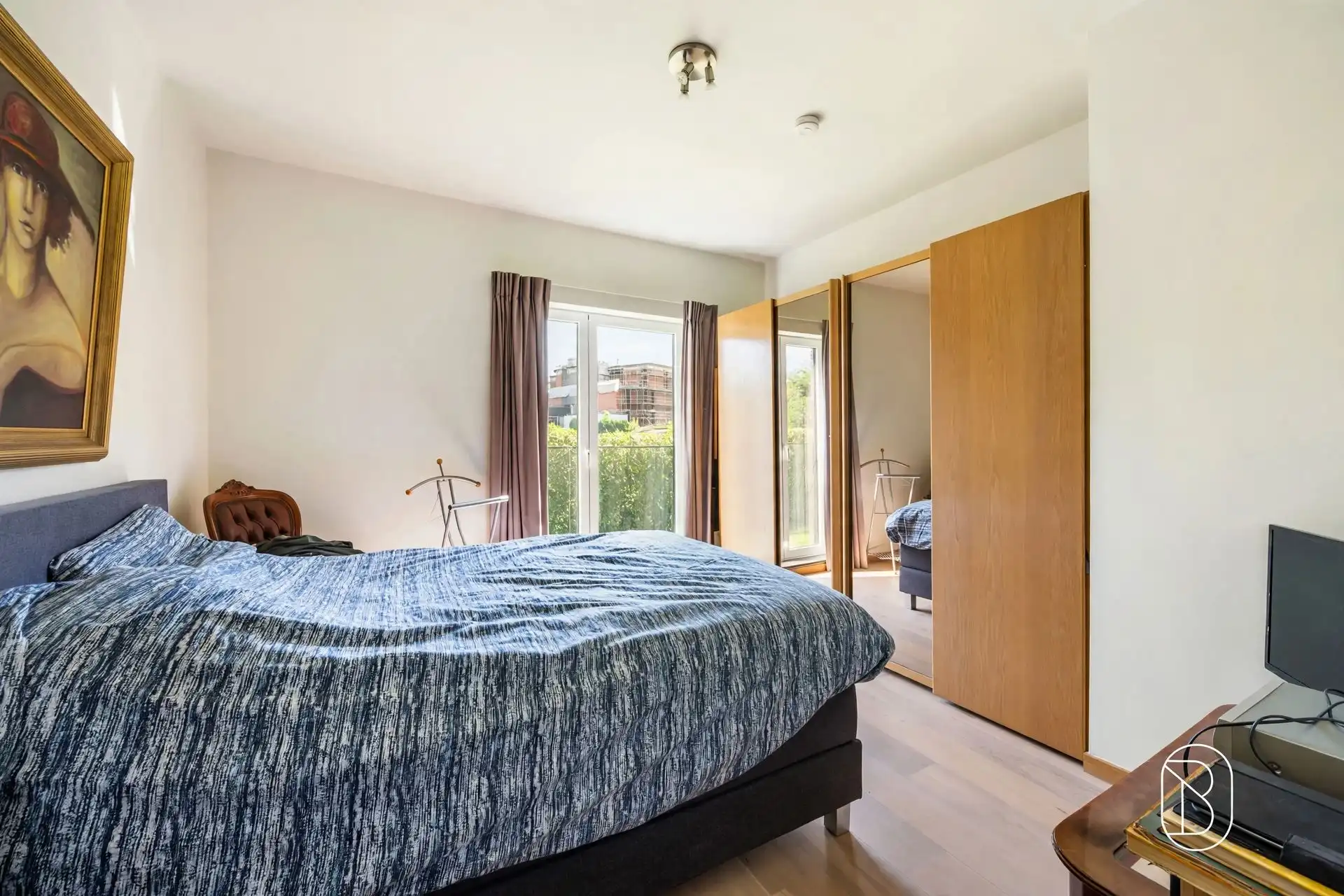 IDEALE INVESTERING! Moderne assistentieflat met terras foto 7