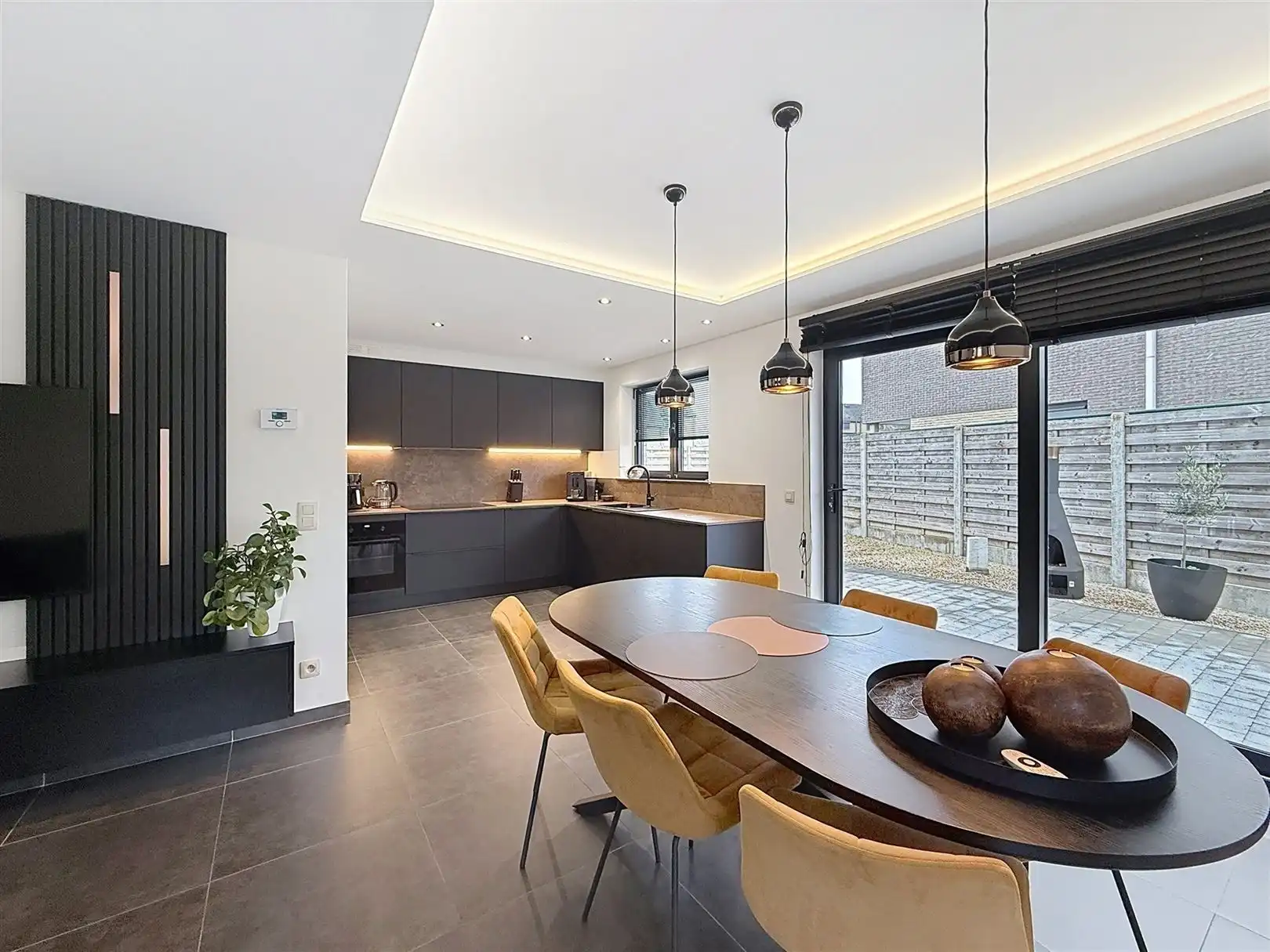 Instapklare open bebouwing, garage, 3 slpks en tuin, 4a 63ca foto 11