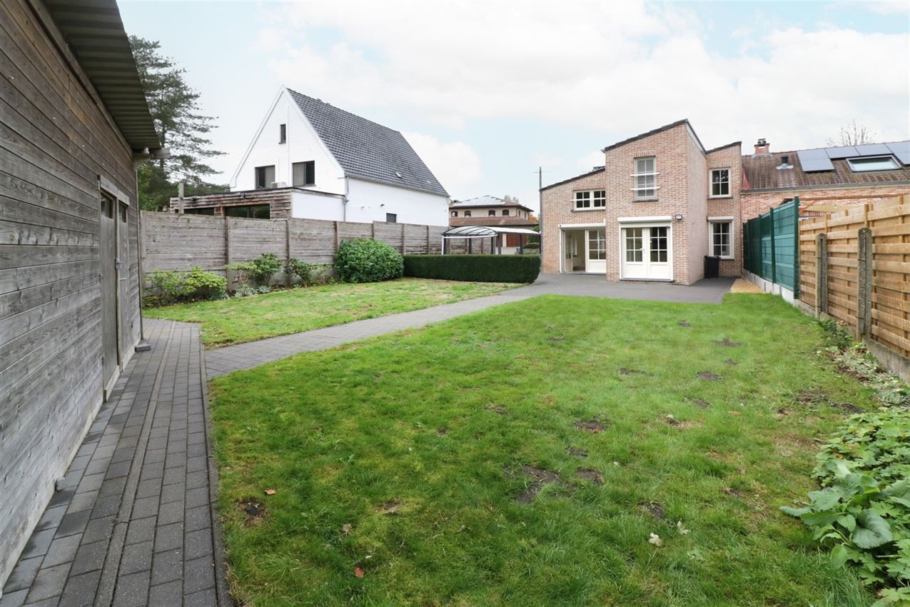 Gezellige woning met twee slpk op rustige locatie foto 3