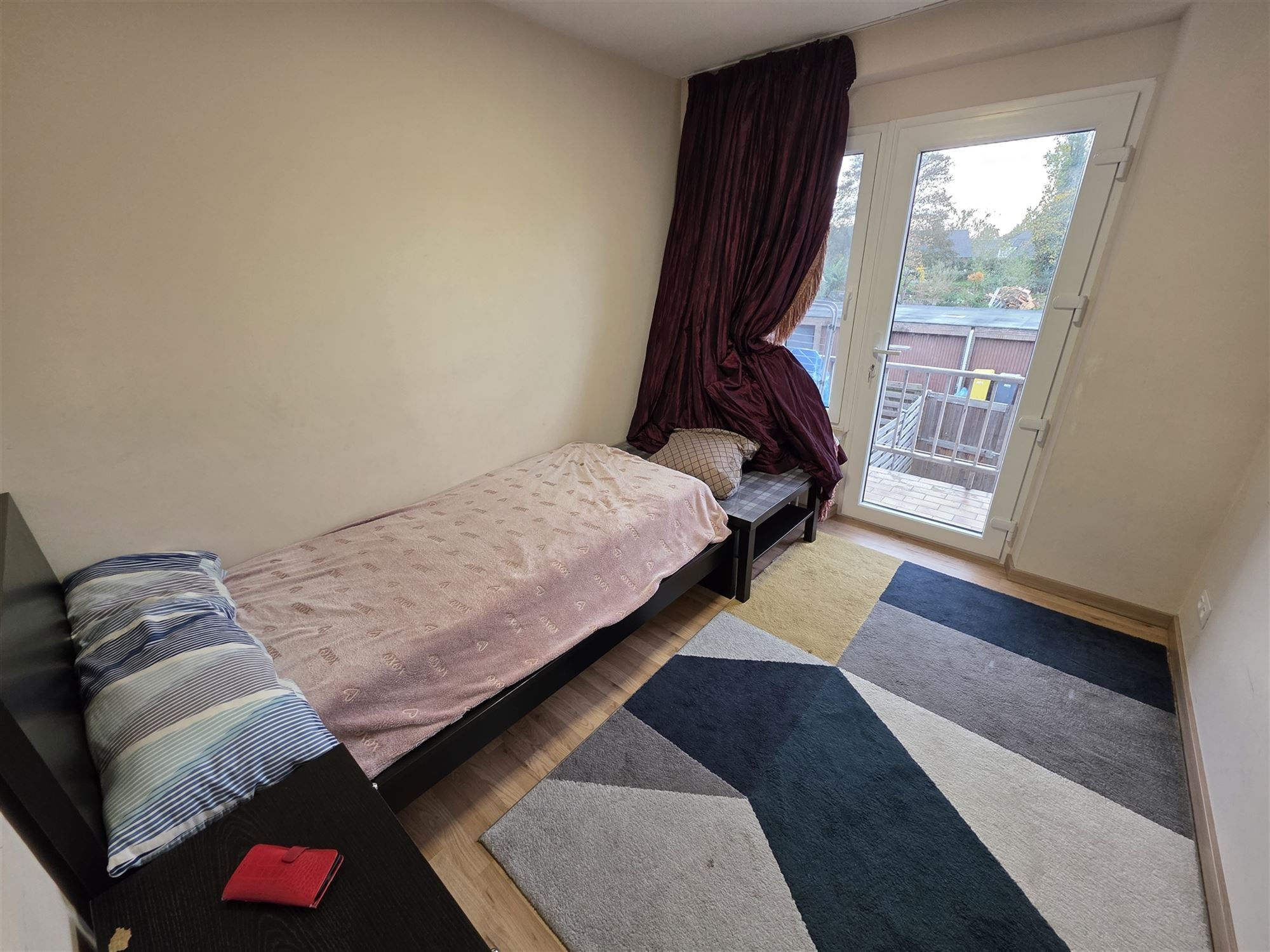 Instapklaar 2-slaapkamer appartement met terras en garage foto 14