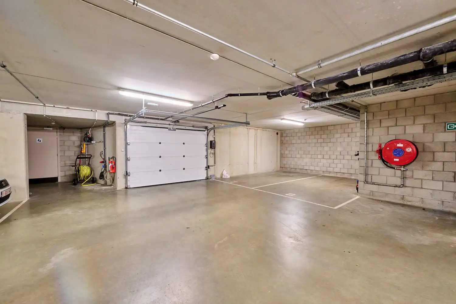 Stijlvol gelijkvloers appartement met zongerichte tuin - EPC11! foto 11