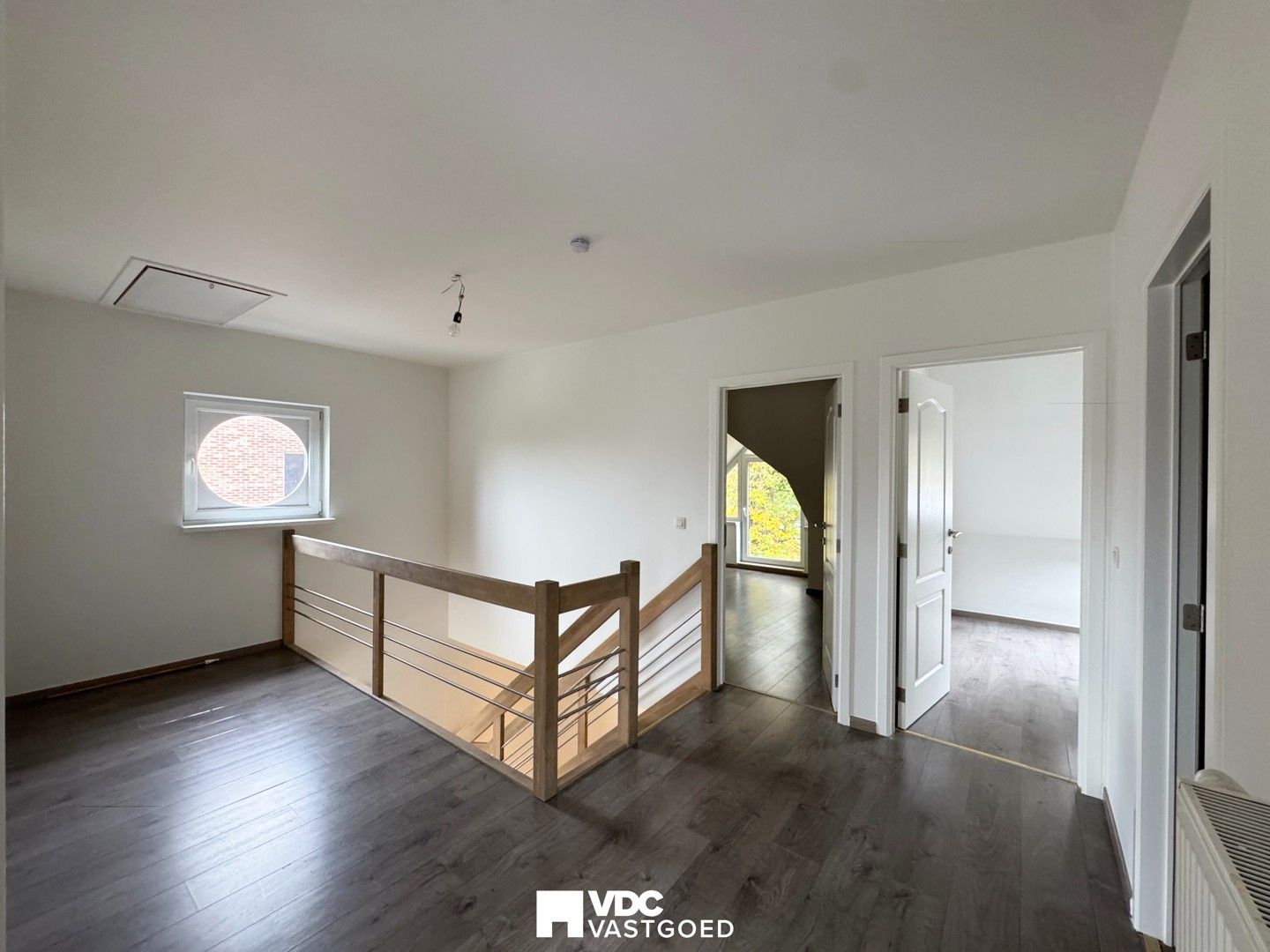 Zeer mooi en ruim duplex-appartement met 4 slaapkamers en groot terras in groene omgeving foto 7
