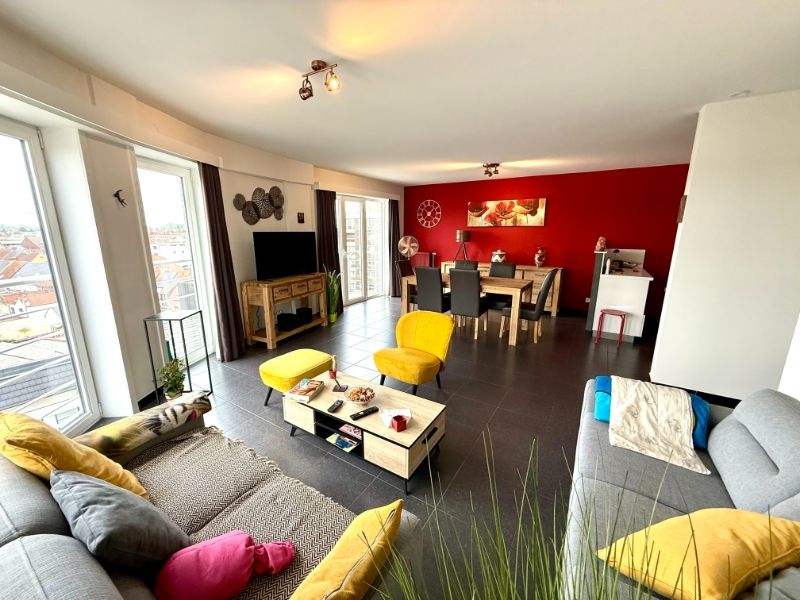 Centraal gelegen appartement met 2 slaapkamers en garage foto 4