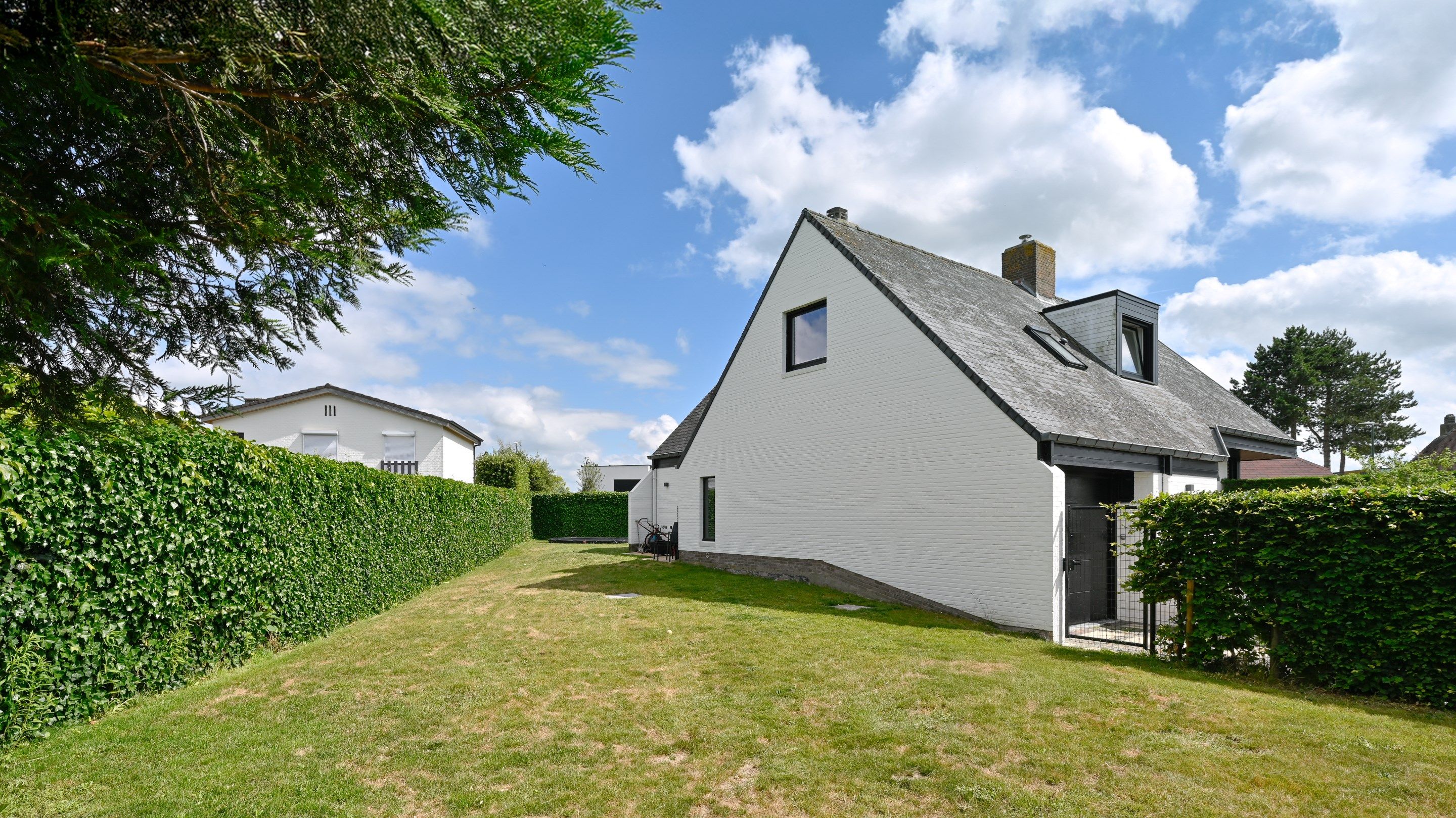 Residentieel gelegen alleenstaande villa te Knokke foto 17