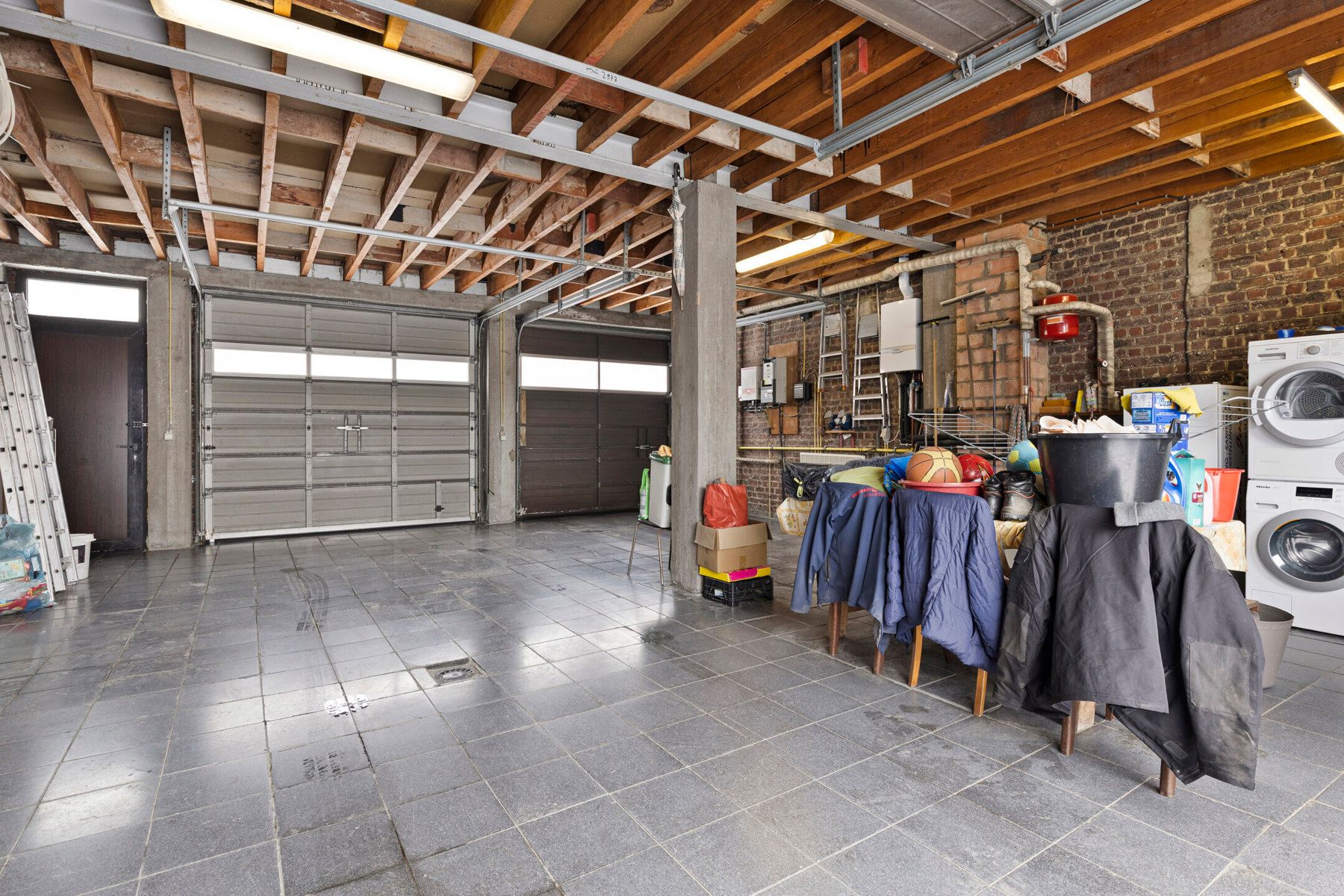 Uitzonderlijke woning met dubbele garage op 25a08ca foto 17