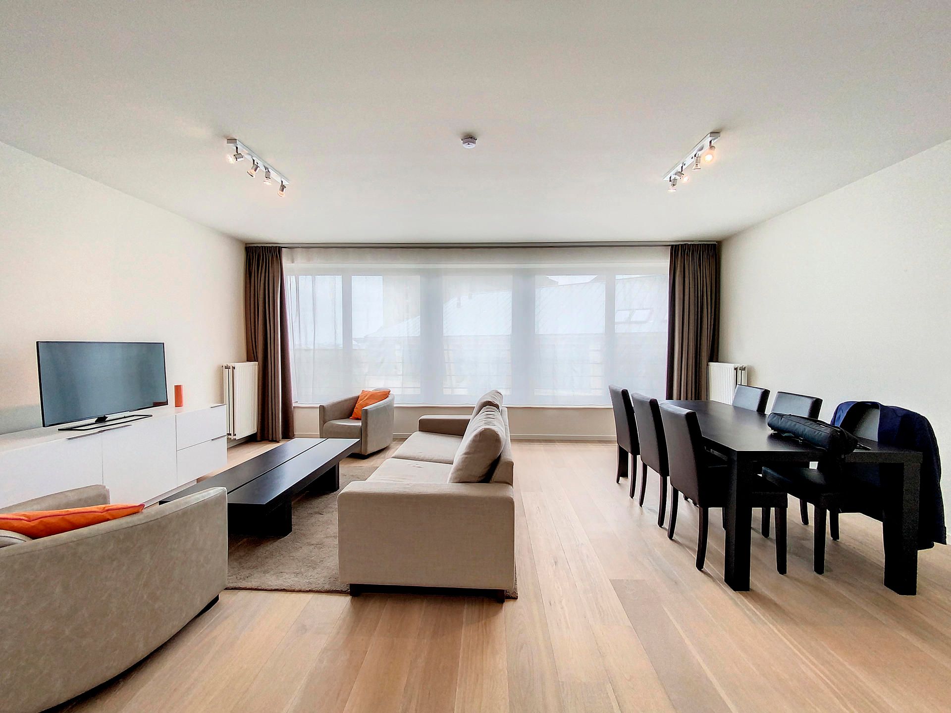 GEMEUBELD - modern appartement 107m² foto 12