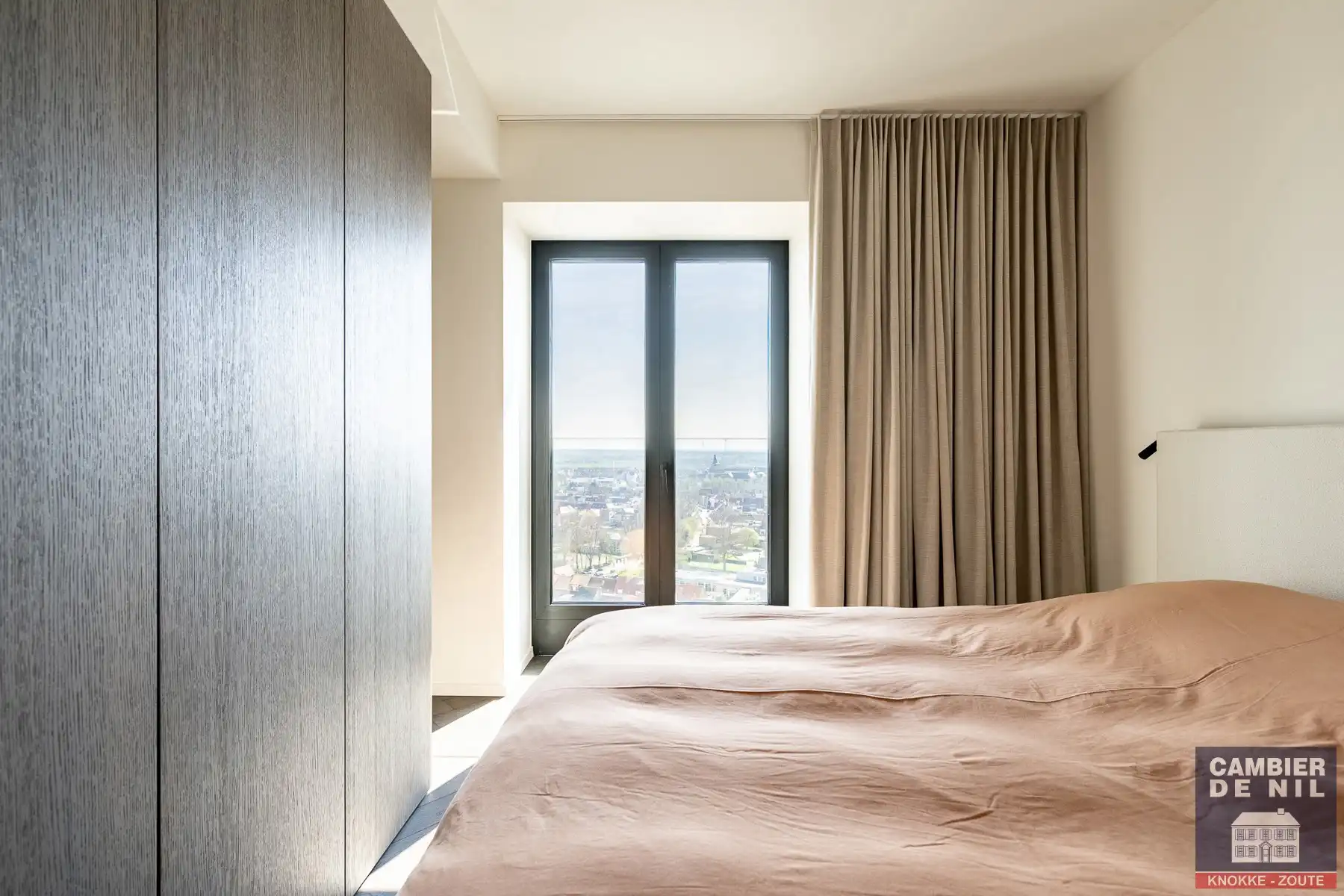 Luxueus nieuwbouw appartement met panoramisch uitzicht over Knokke-Heist, hinterland en zee foto 18