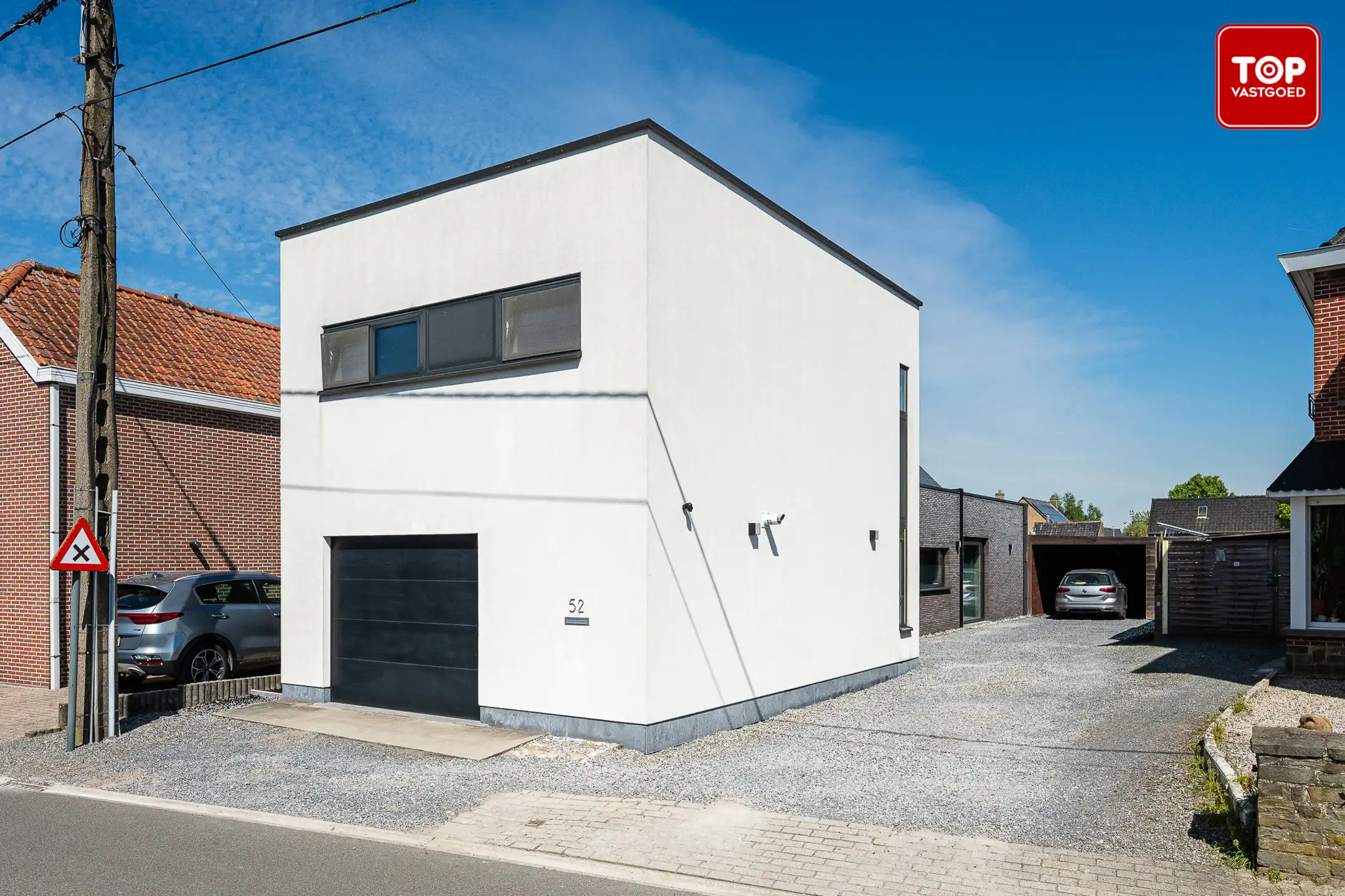 Prachtig gerenoveerde woning met 3 slaapkamers. foto 2