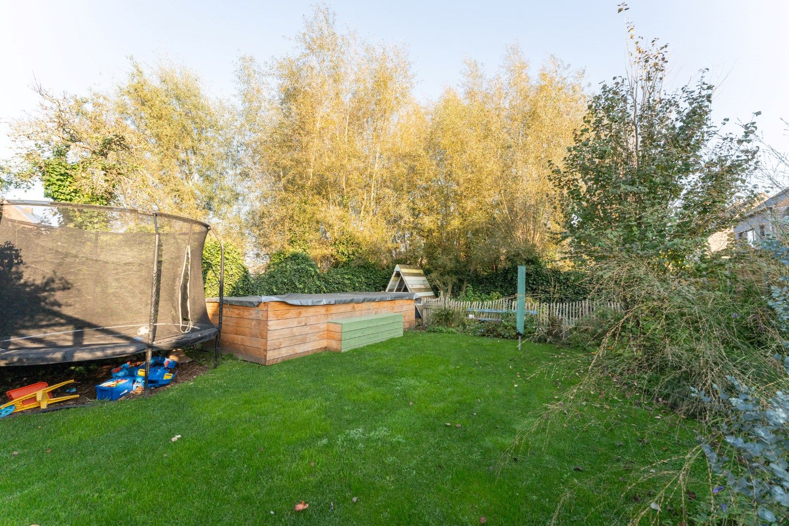 Architecturale woning gelegen op wandelafstand van het centrum foto 22