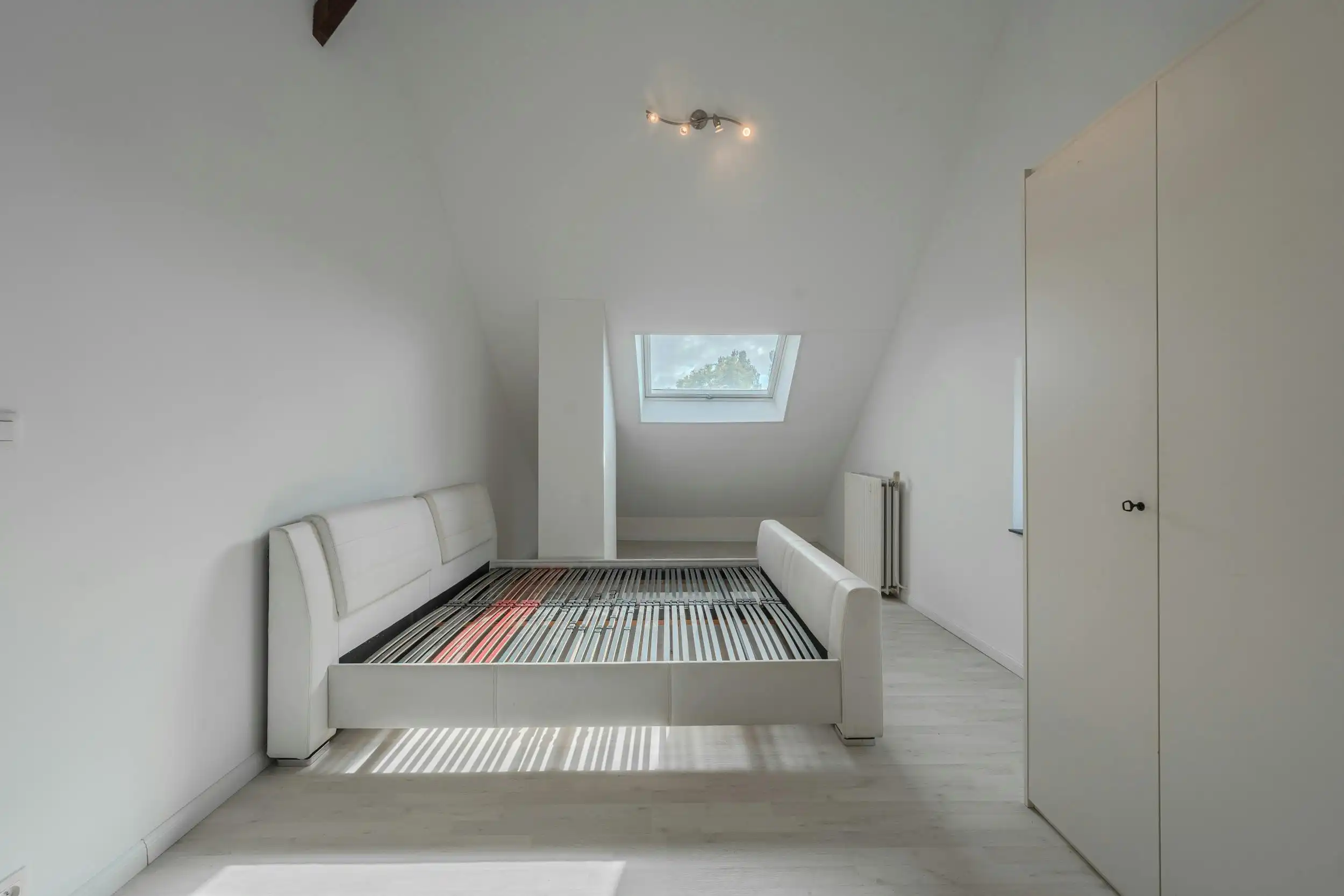 Woning met 6 slaapkamers en wellnessfaciliteiten te Oudenburg  foto 33