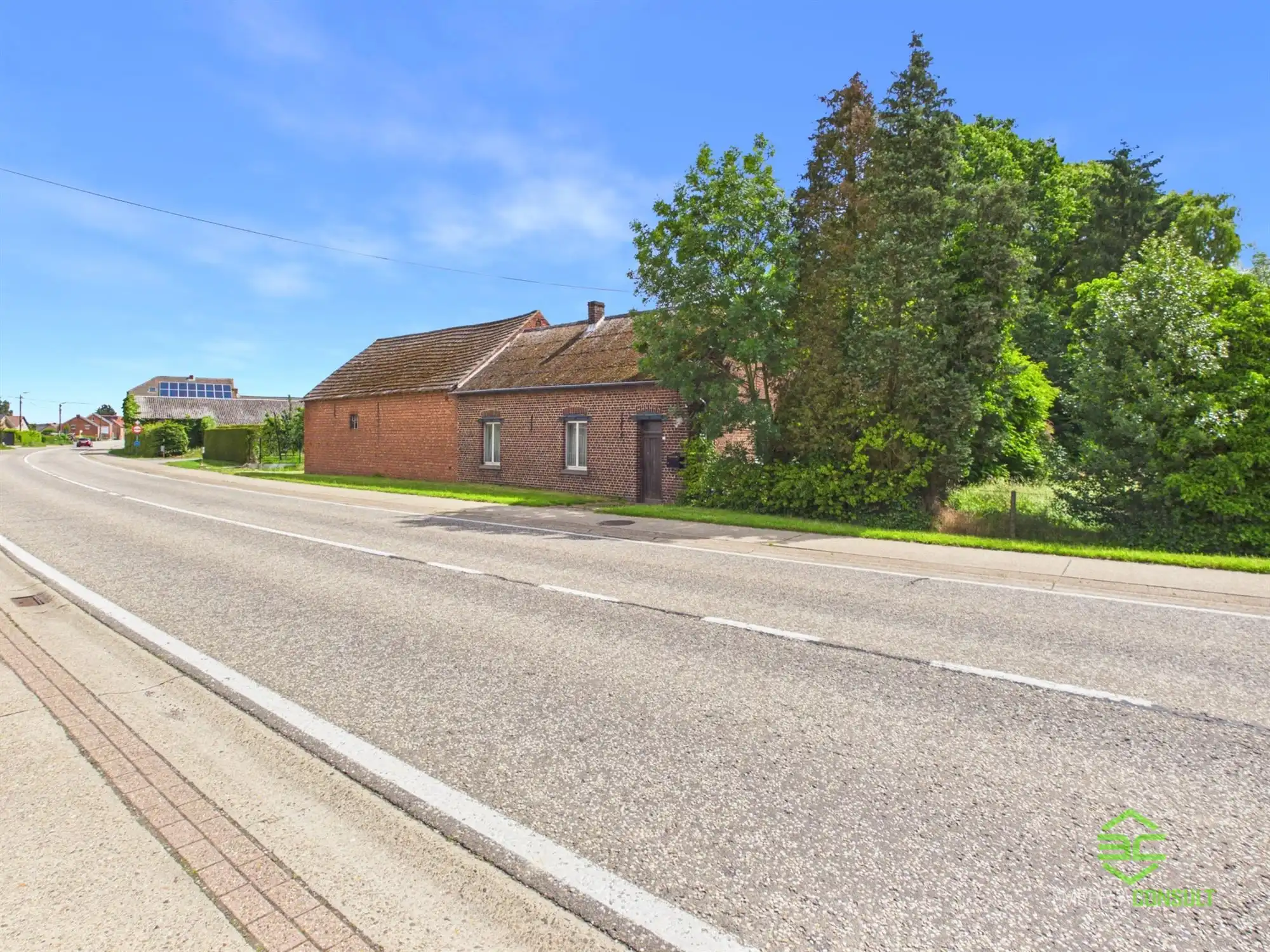 Te renoveren hoeve in Rummen op 22a 32ca! foto 2