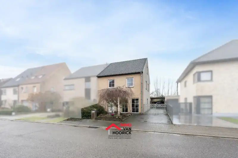 Instapklare woning HOB - 265m² grondopp. foto {{pictureIndex}}