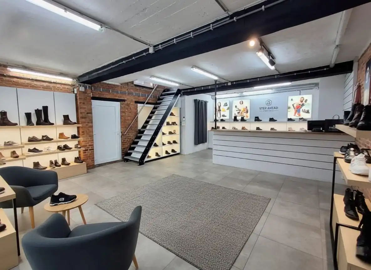 Commerciële ruimte te huur Albrecht Rodenbachstraat 15 - - 8755 Ruiselede