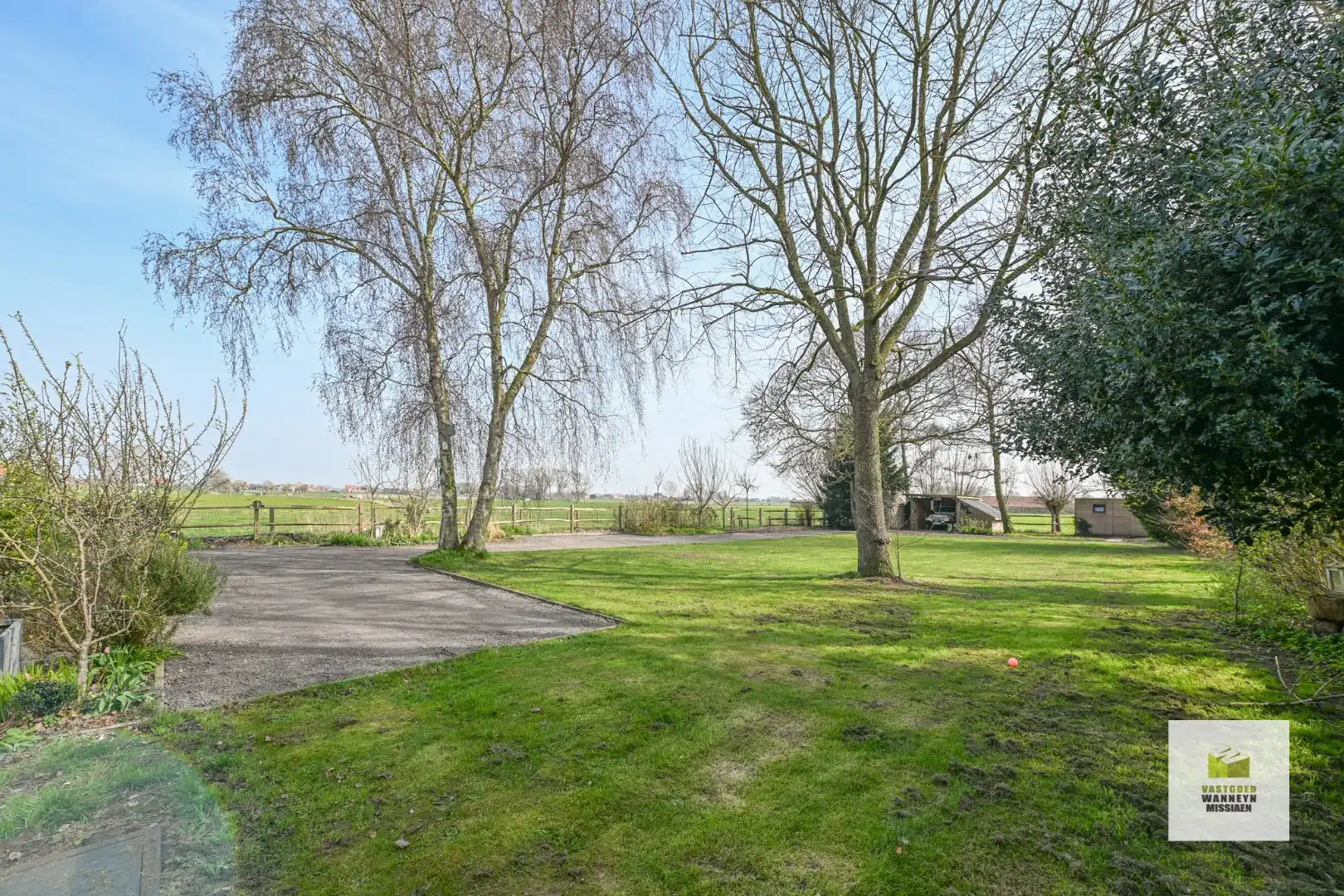 Landelijk en zeer rustig gelegen open bebouwing met 4 slaapkamers op 2.125m2 foto 28