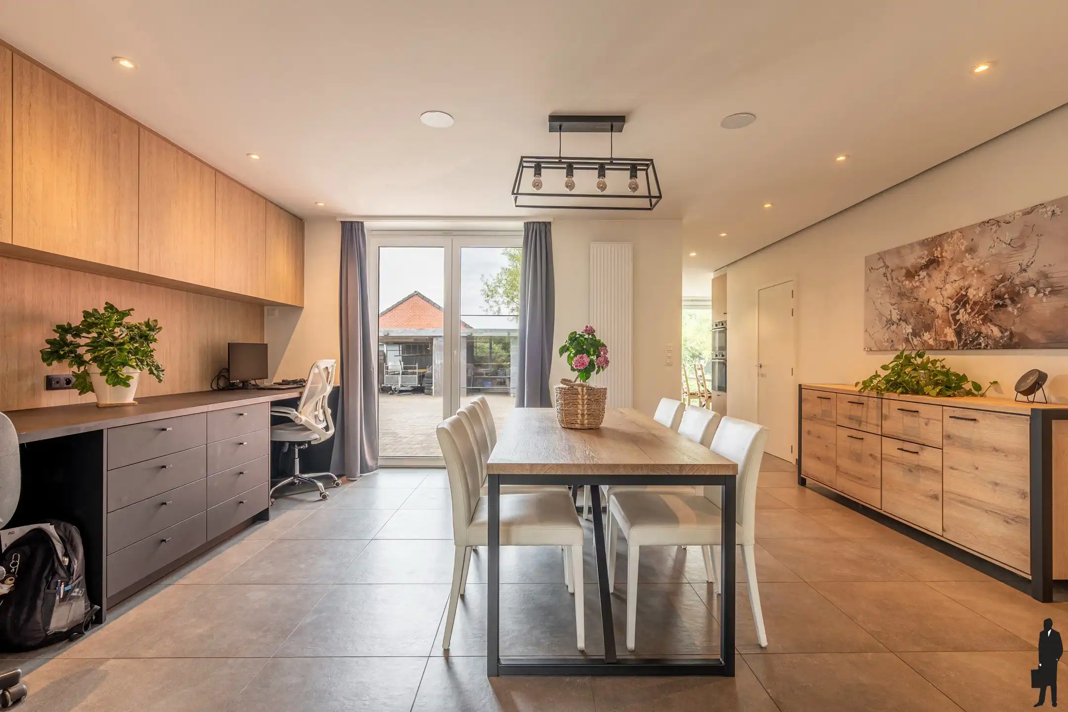 Ruime woning met tuin - doordreven gerenoveerd, 4 à 5 slpks. foto 7