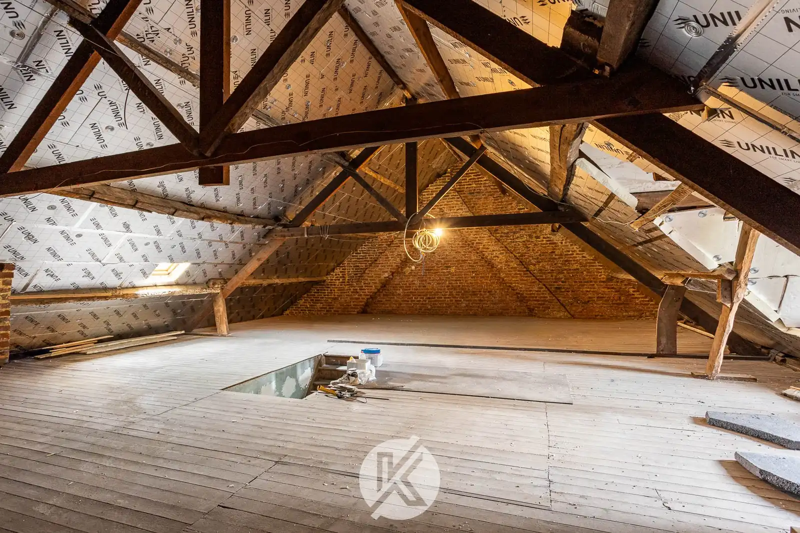 Veelzijdige woning op het dorpsplein foto 23