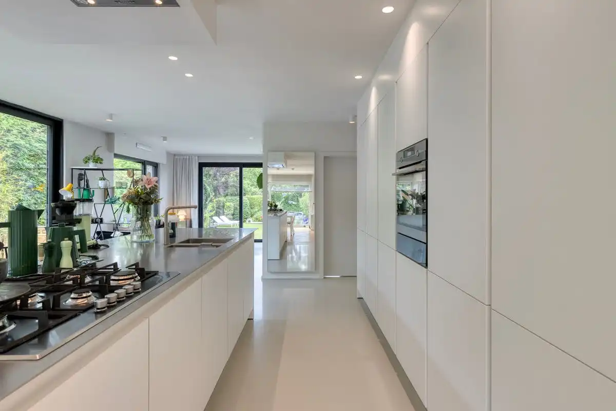 Gelijkvloerse villa op 804m² te koop in Gullegem!  foto 11