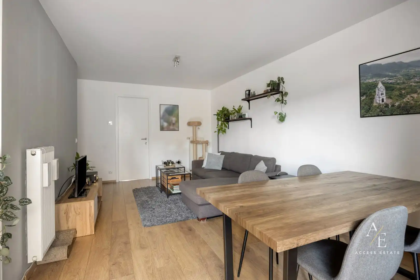 GENT – Recent tweeslaapkamer appartement met groot terras en ondergrondse staanplaats foto 4