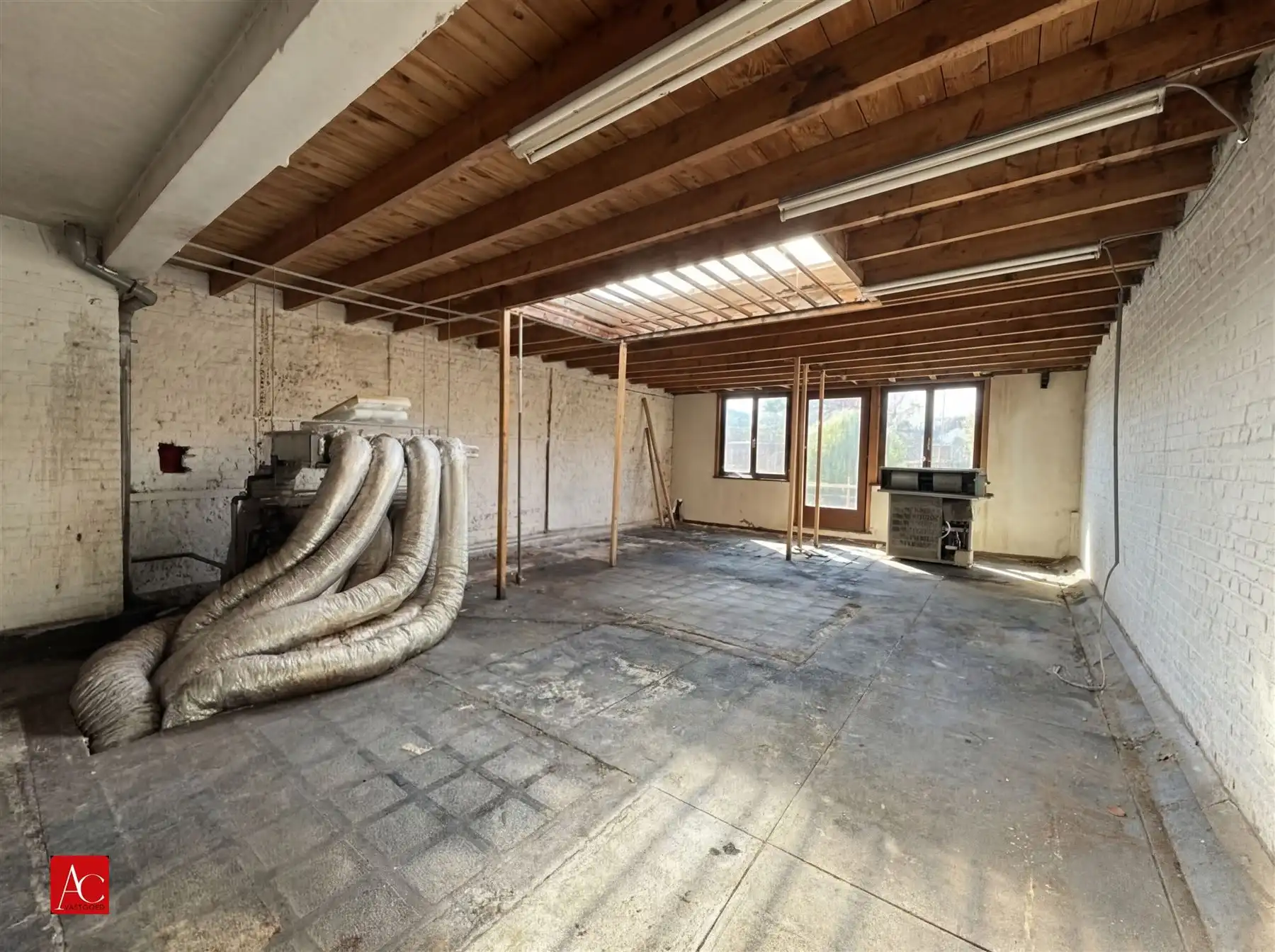 Handelspand met woonst- of ontwikkelingspotentieel foto 16