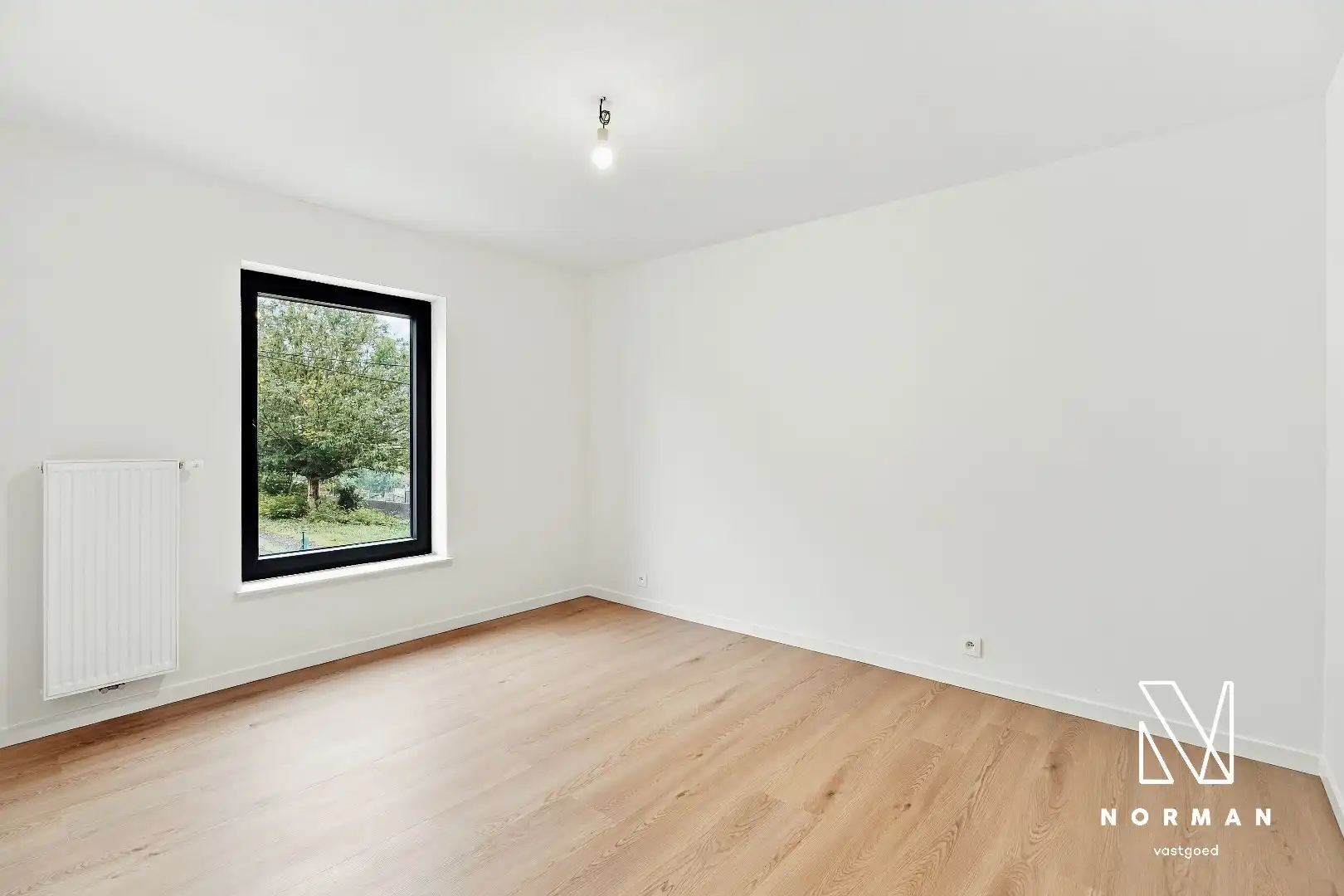Grote woning met grote garage, 3 kamers en vele troeven! foto 16