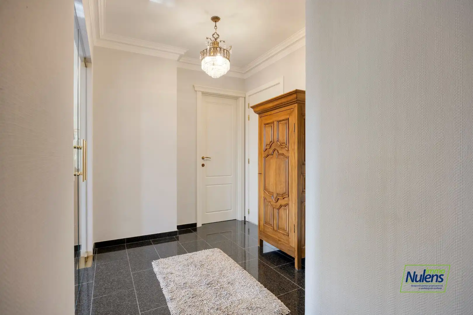 PRACHTIG APPARTEMENT van 105 M² met 2 SLAAPKAMERS,  2 TERRASSEN EN AUTOSTANDPLAATS IN HARTJE LANAKEN! foto 6