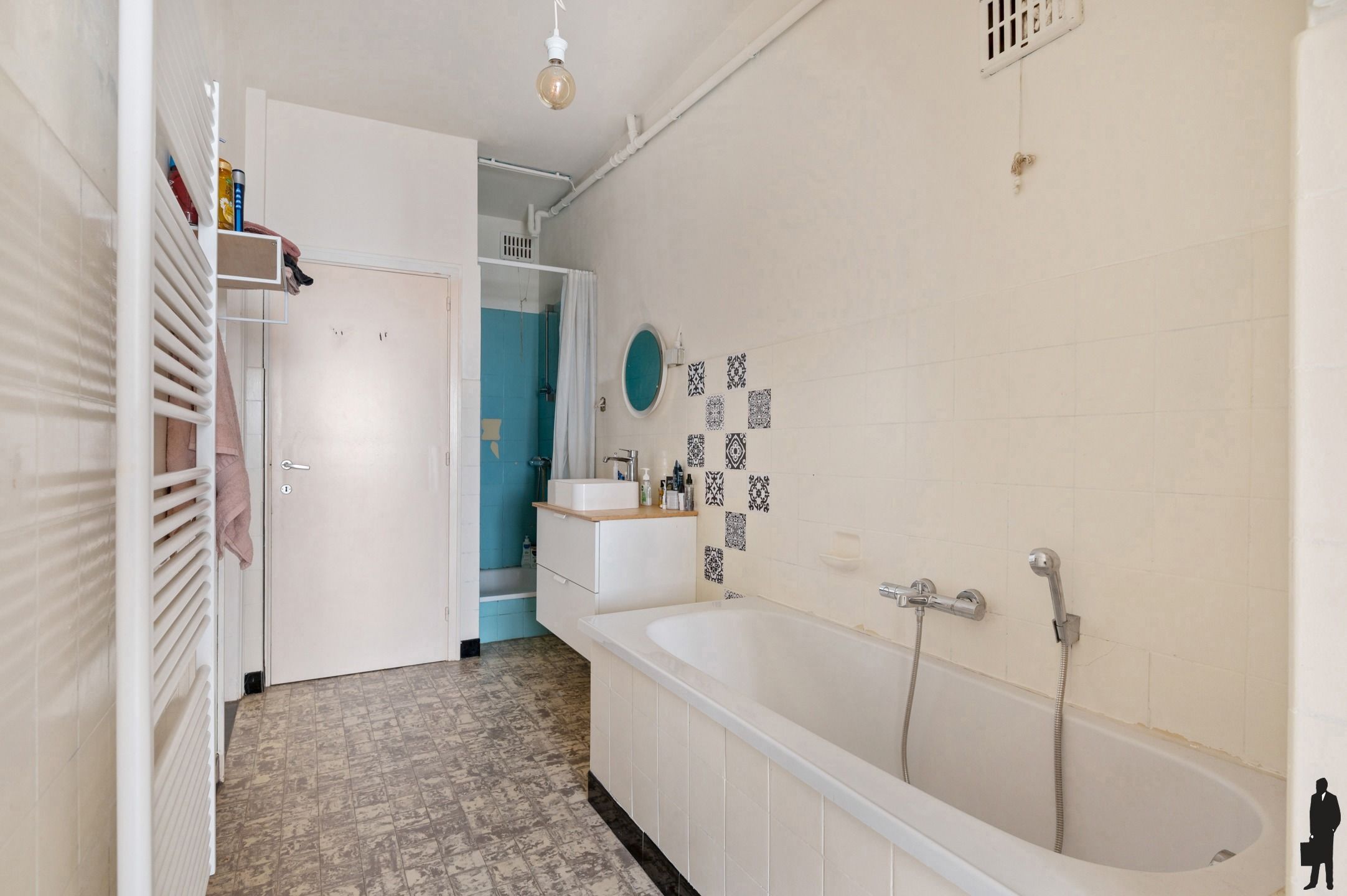Uniek appartement met frontaal zicht op de kathedraal foto 15