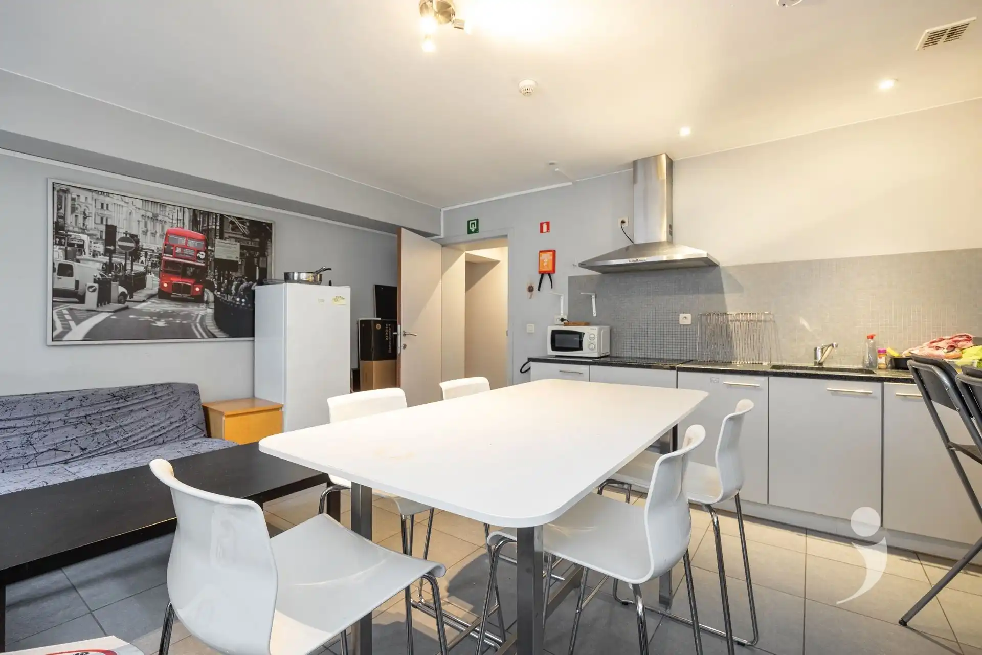 Rustige en lichtrijke studentenkamer op toplocatie  foto 10