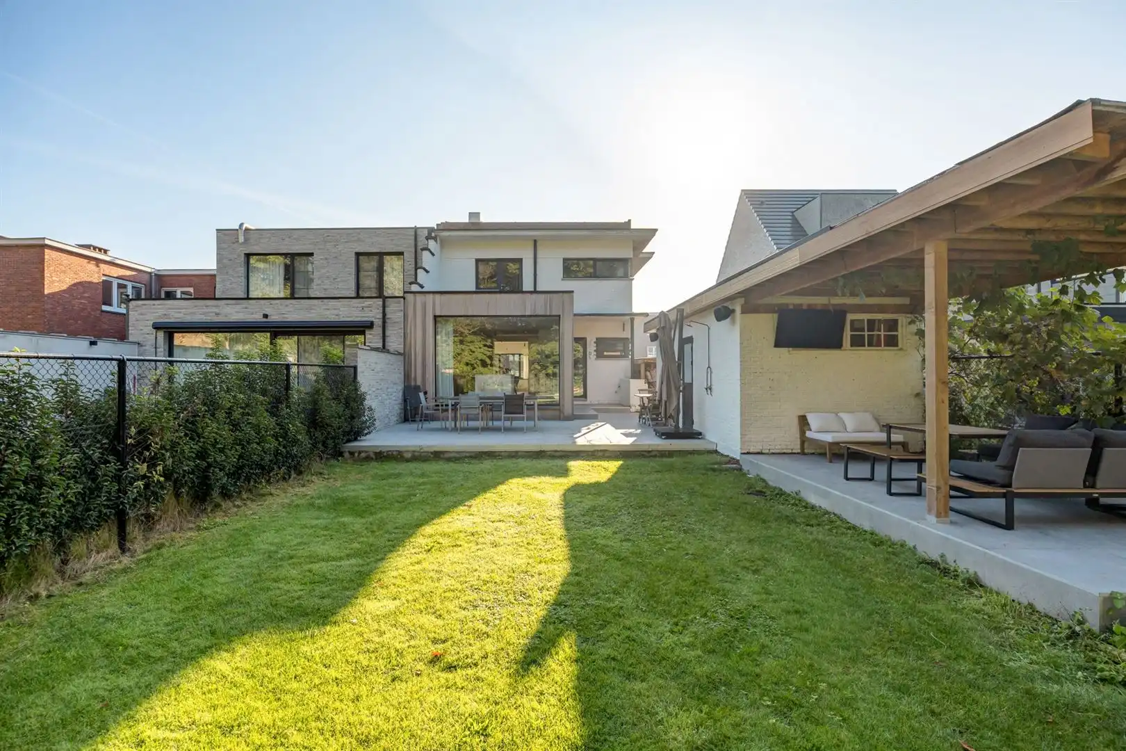 Luxueus en energetisch gerenoveerde Art-Déco woning foto 2