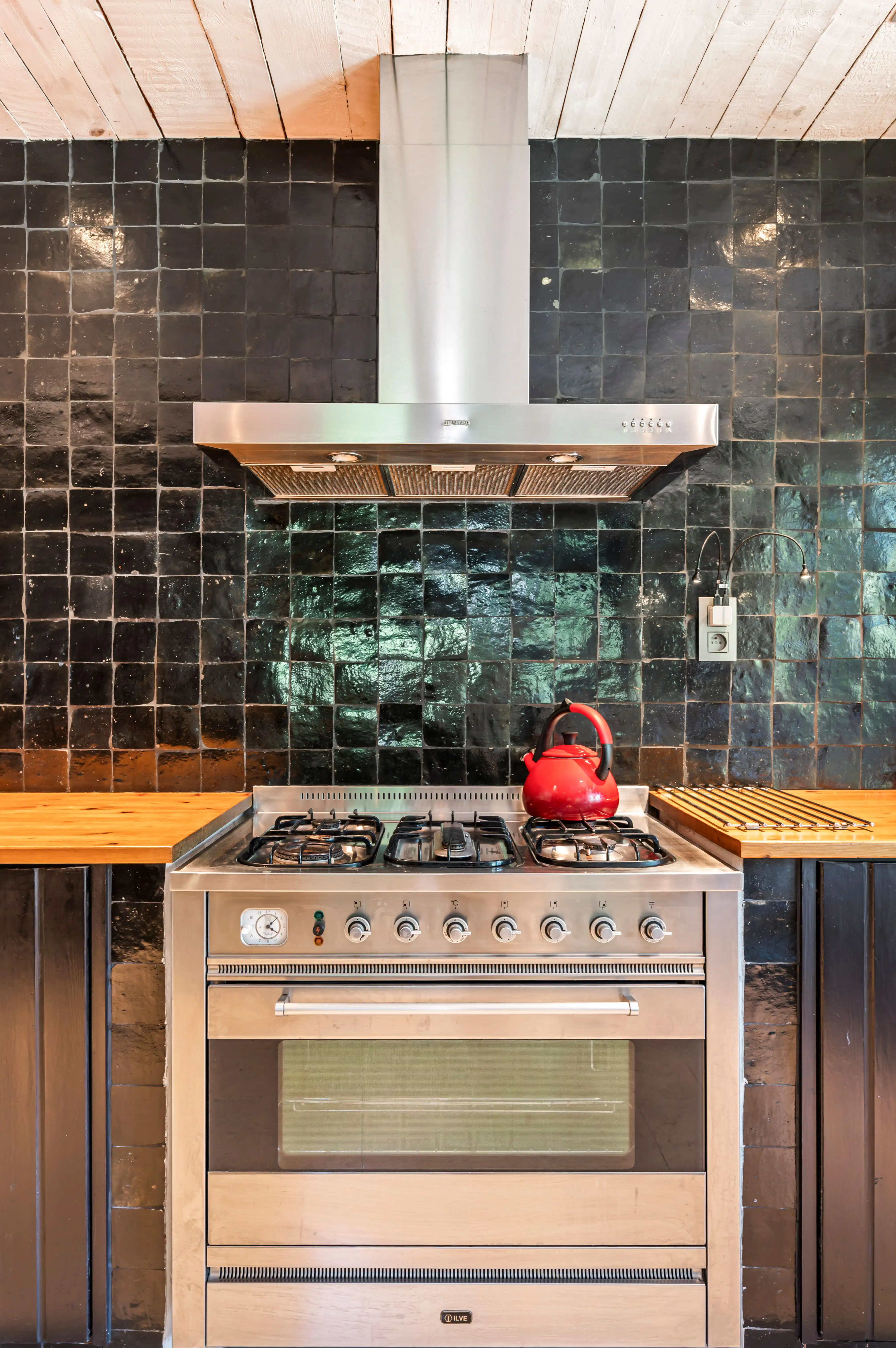 Karaktervolle herenwoning met verwarmd zwembad in hartje Kapellen. foto 15